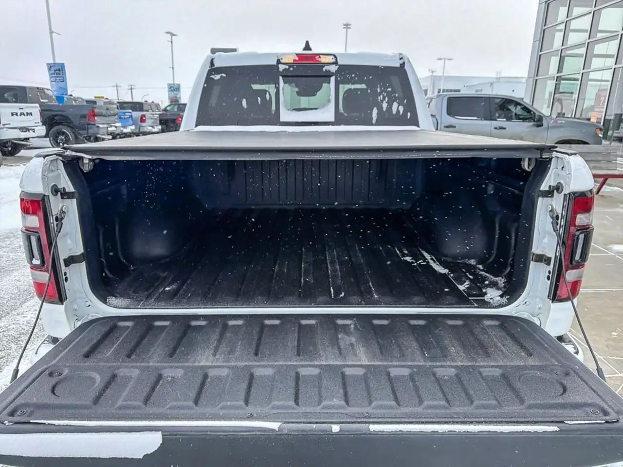 RAM 1500 снимка RAM 1500
