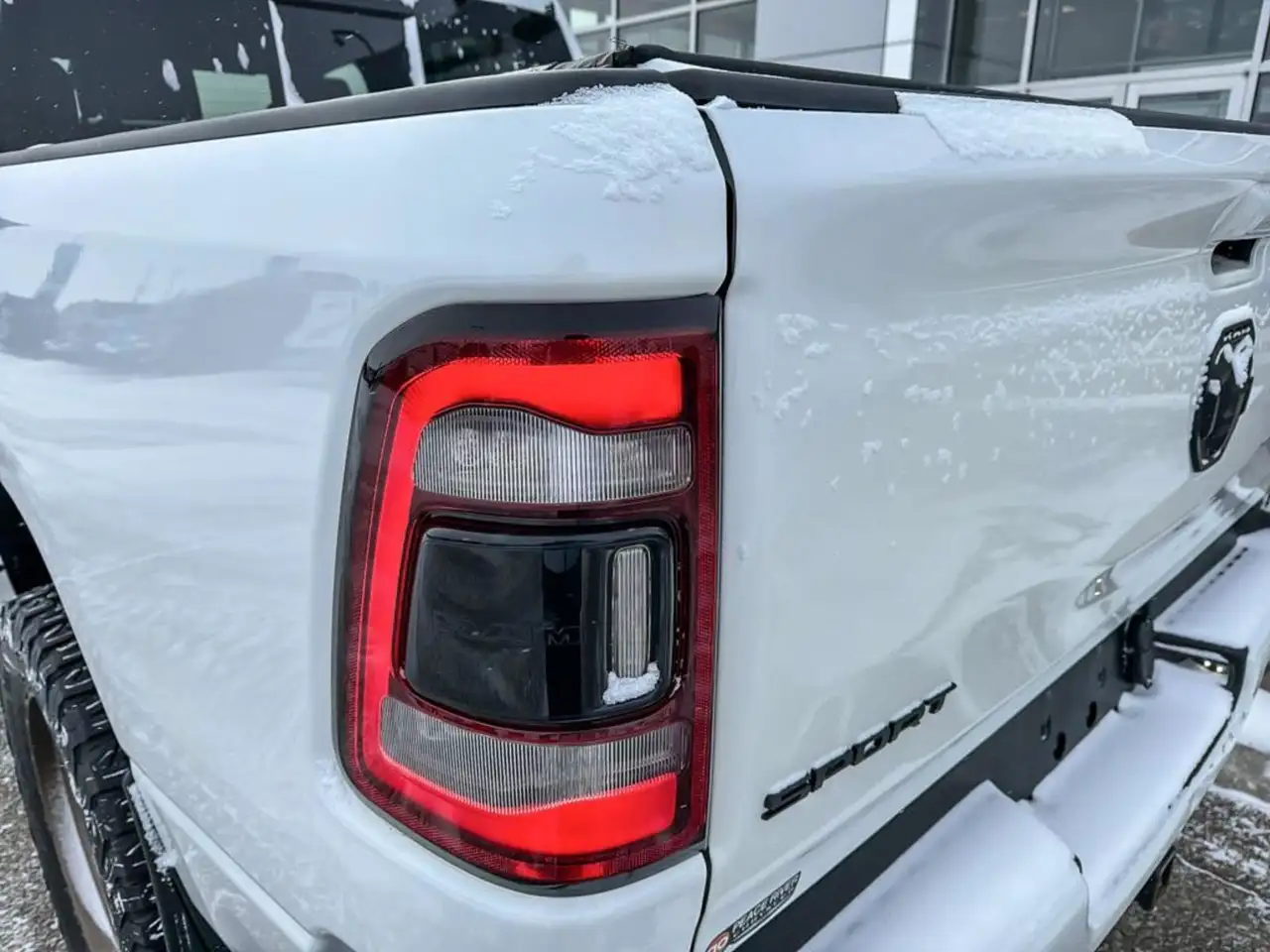 RAM 1500 снимка RAM 1500