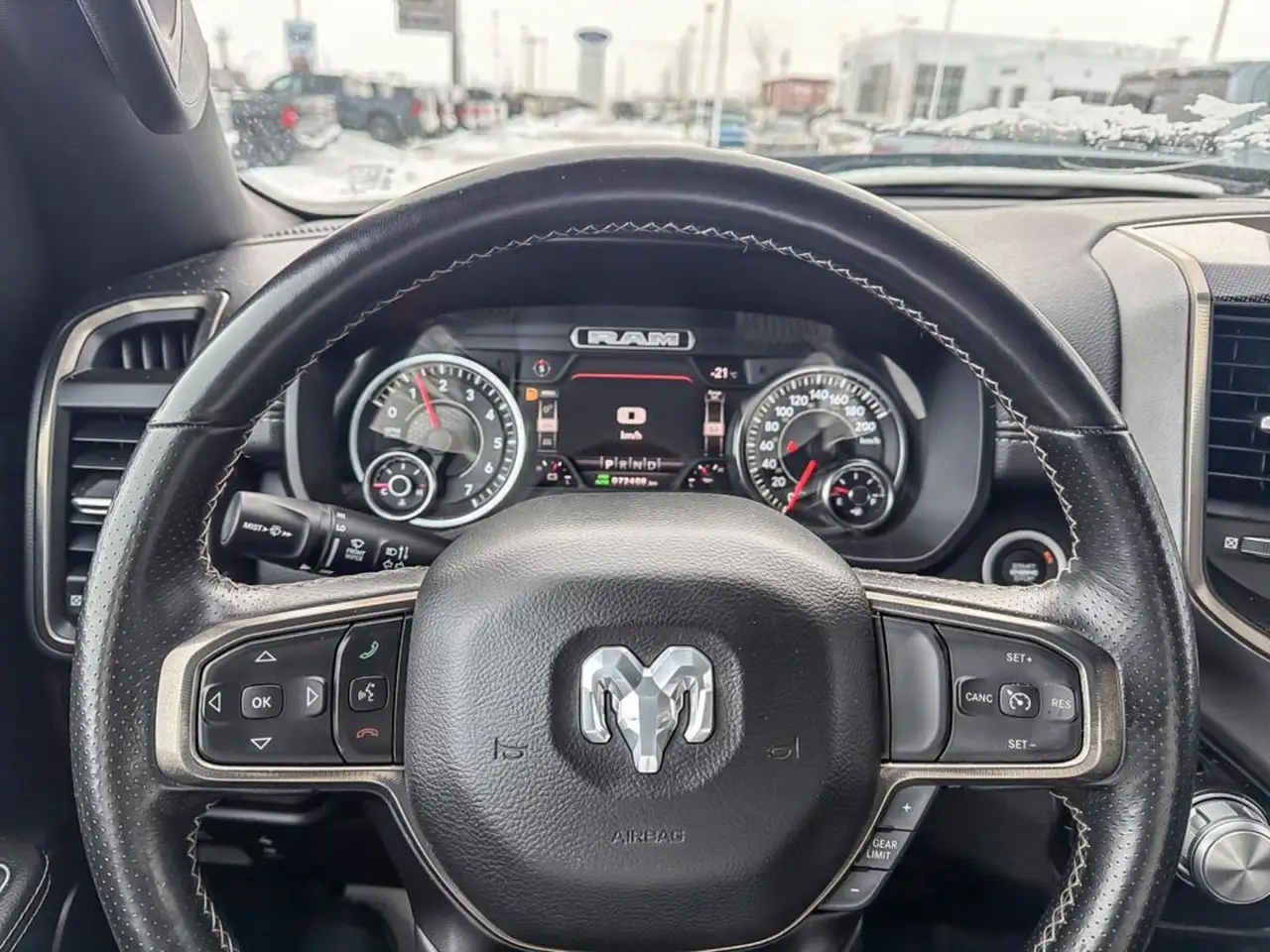 RAM 1500 снимка RAM 1500