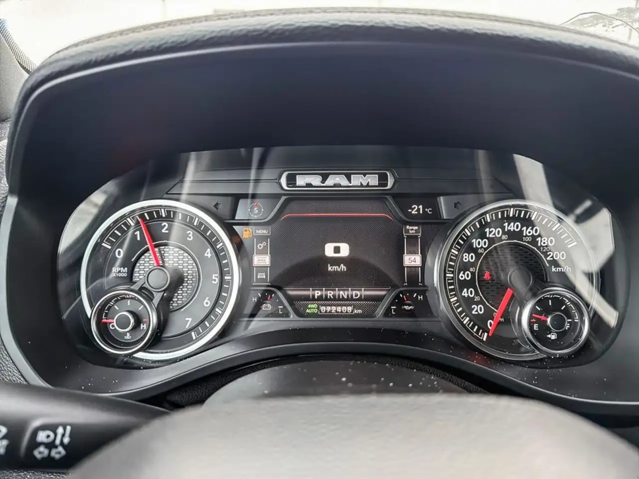 RAM 1500 снимка RAM 1500