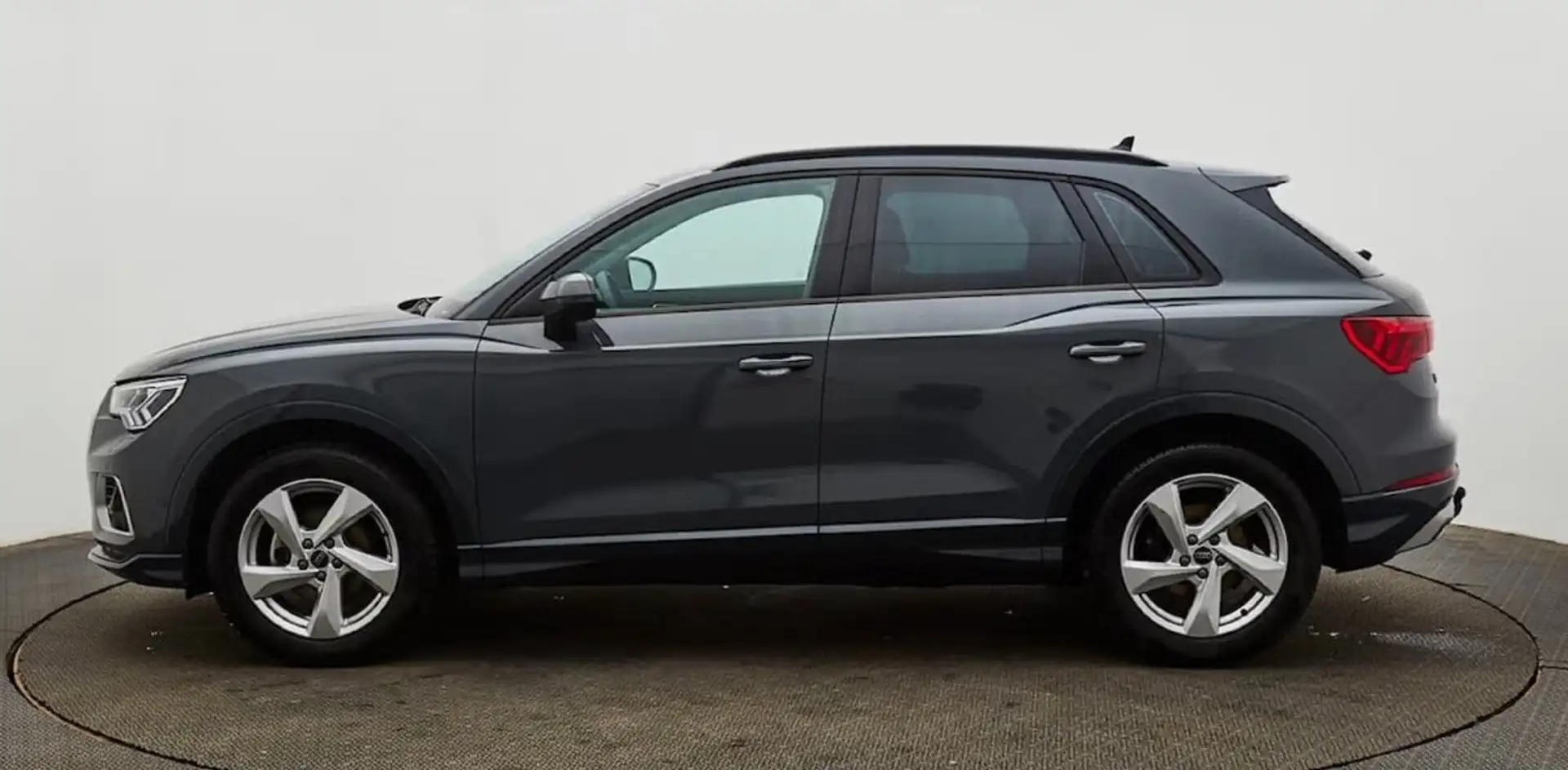 Audi Q3 35 TFSI advanced Gris - 2