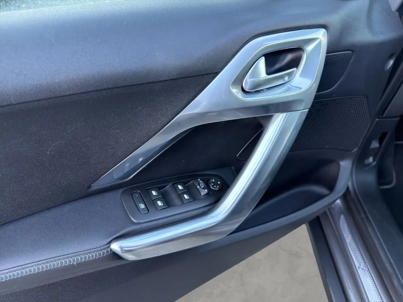 Peugeot 2008 — photo 13 sur 33