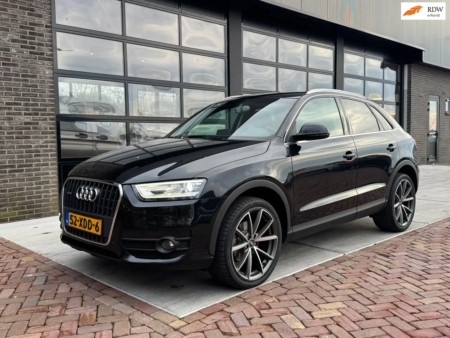 Audi Q3 2.0 TDI quattro | Autm | Navi | Clima | Cruise | Zwart - 1
