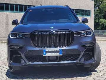 X7 XDrive 48V Ibrida automatica 7 posti