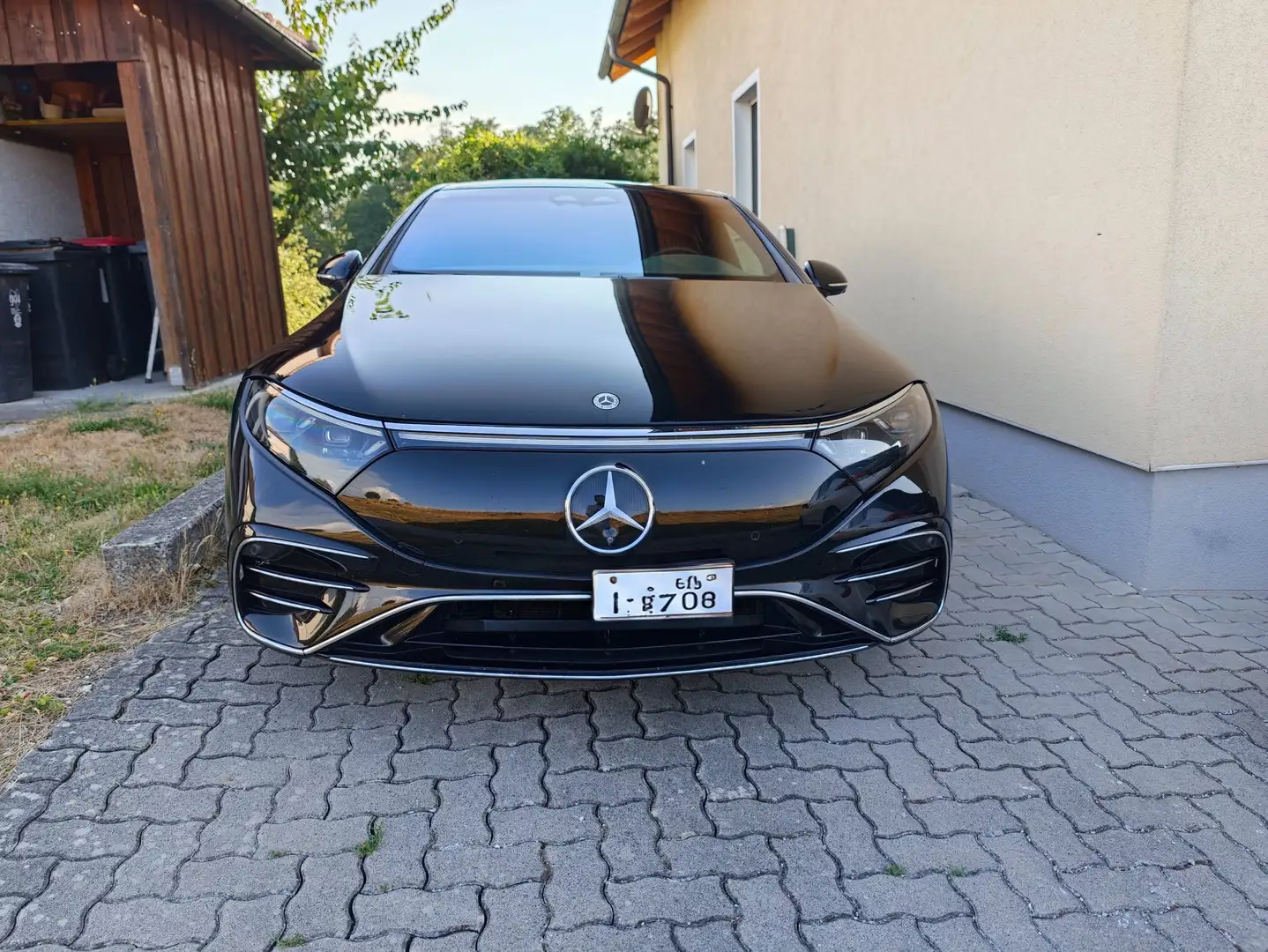 Mercedes-Benz EQS EQS 450  AMG Line Schwarz - 2