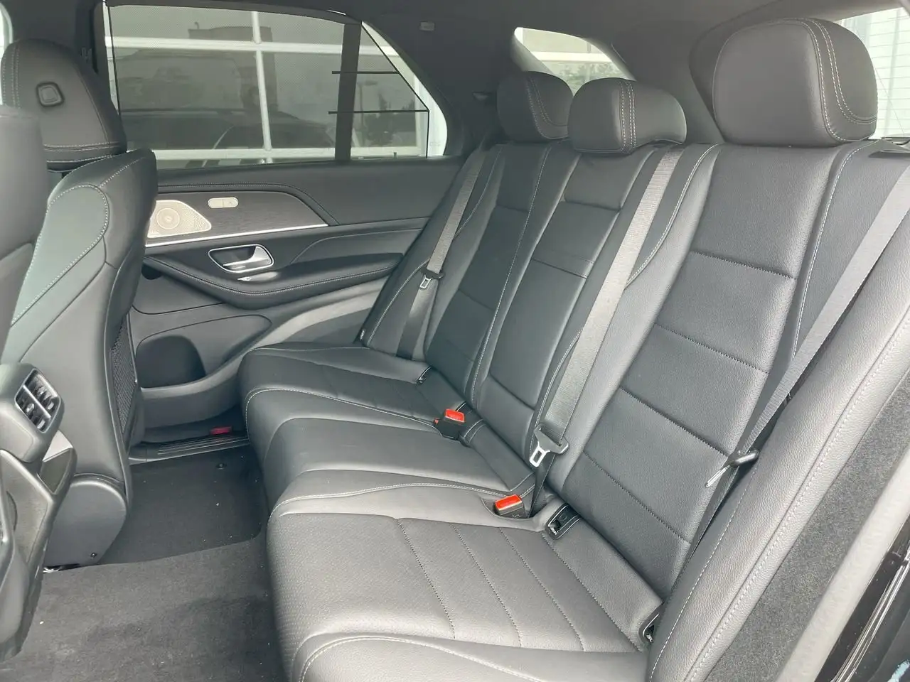 Mercedes-Benz GLE снимка Mercedes-Benz GLE