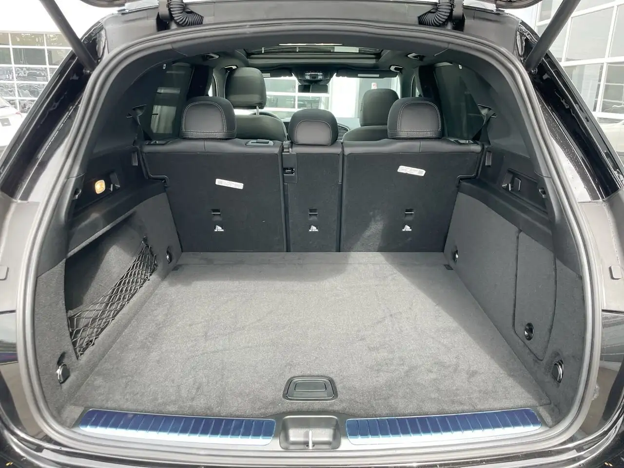 Mercedes-Benz GLE снимка Mercedes-Benz GLE