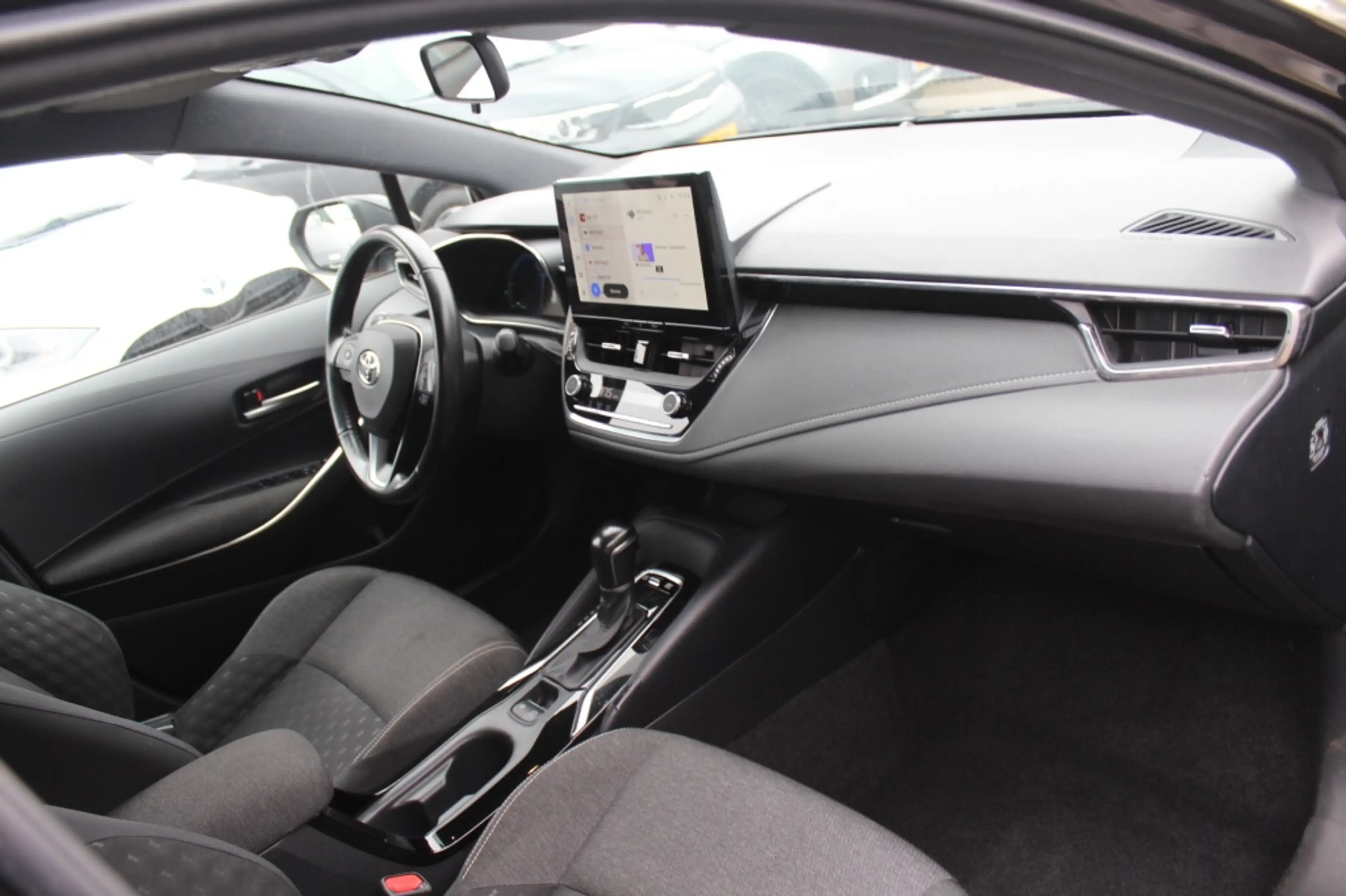 Toyota Corolla Touring Sports Hybrid 1.8 Hybride Active — photo 12