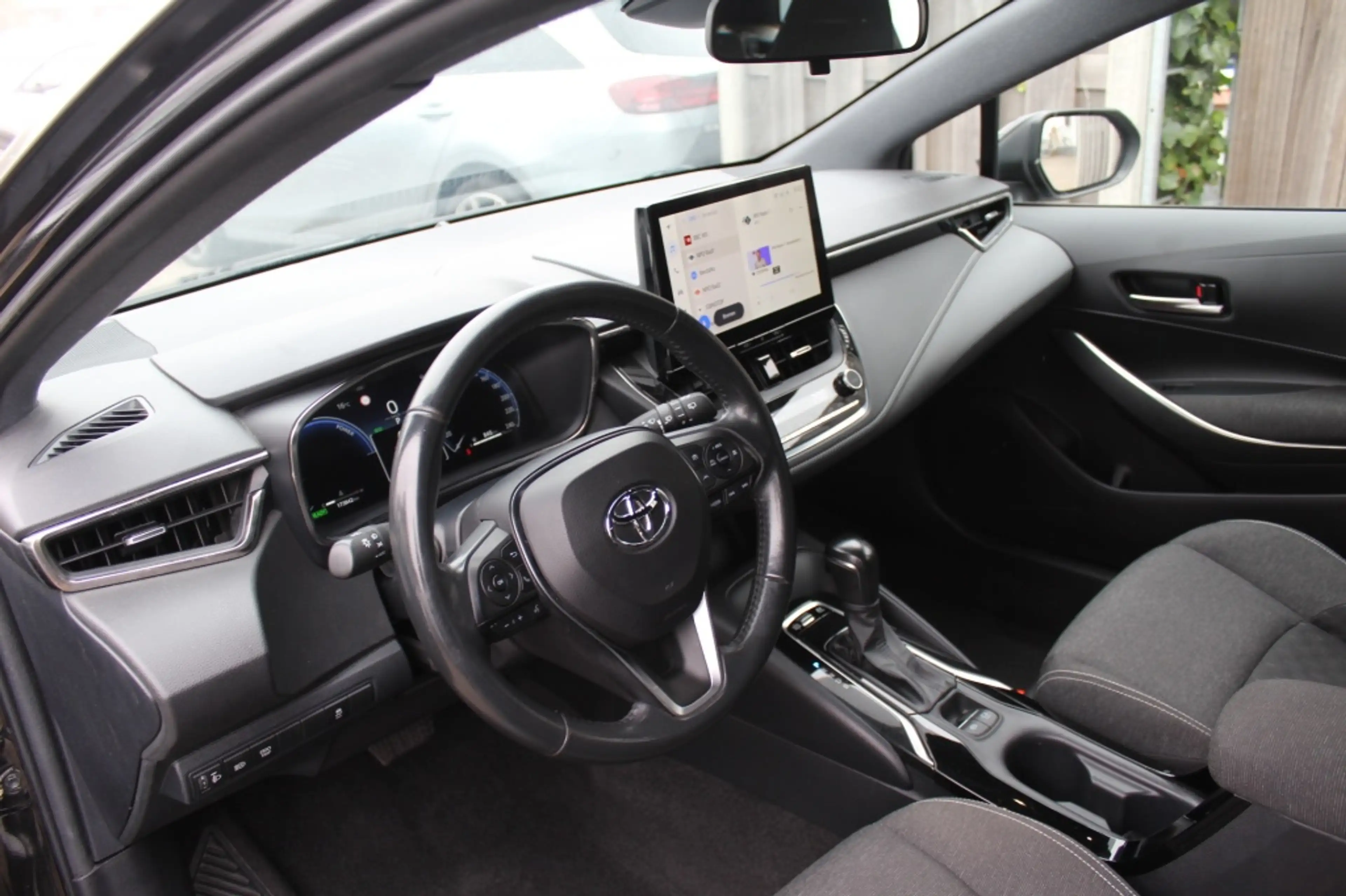 Toyota Corolla Touring Sports Hybrid 1.8 Hybride Active — photo 9