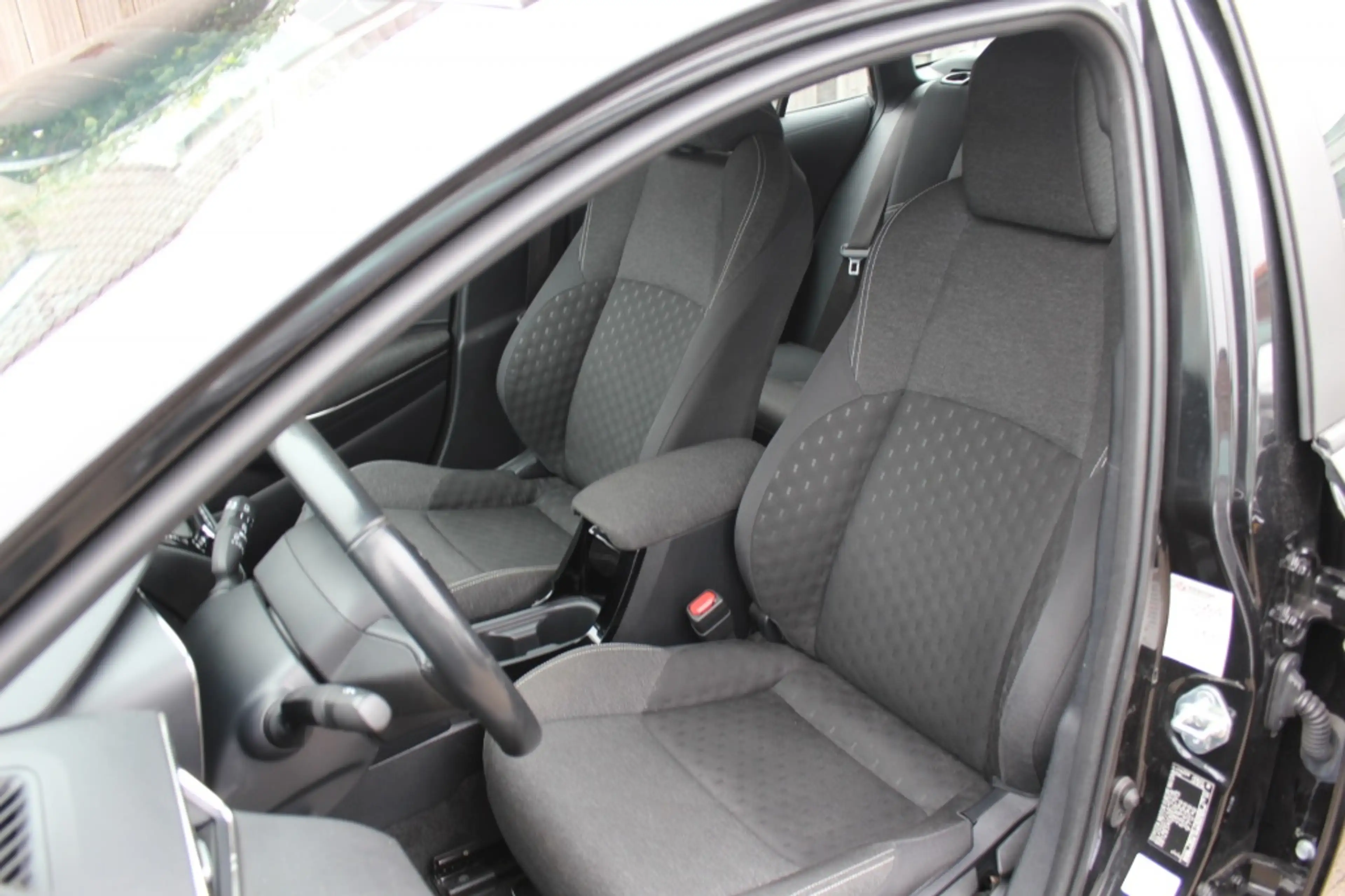 Toyota Corolla Touring Sports Hybrid 1.8 Hybride Active — photo 10