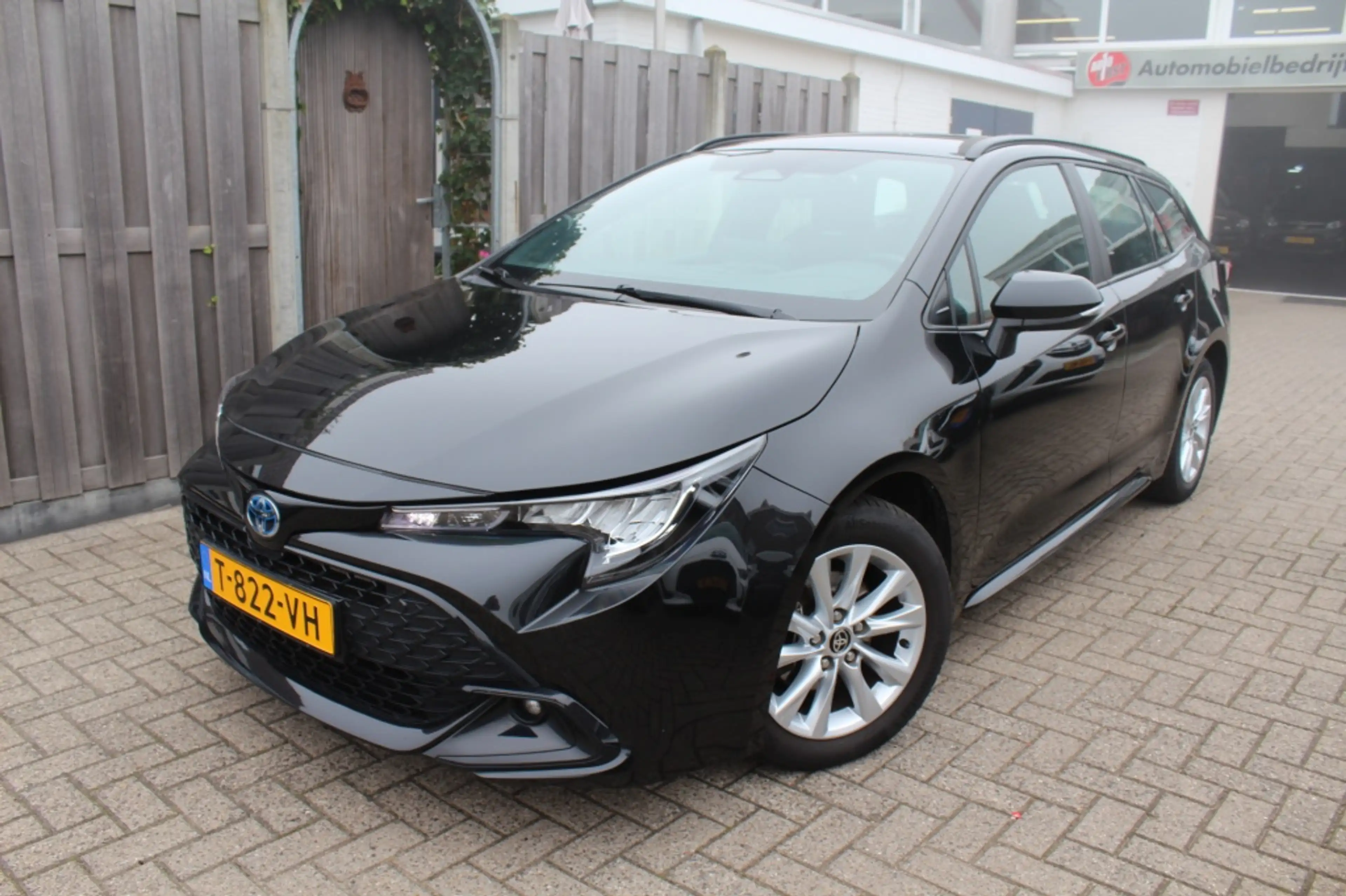 Toyota Corolla Touring Sports Hybrid 1.8 Hybride Active — photo 2