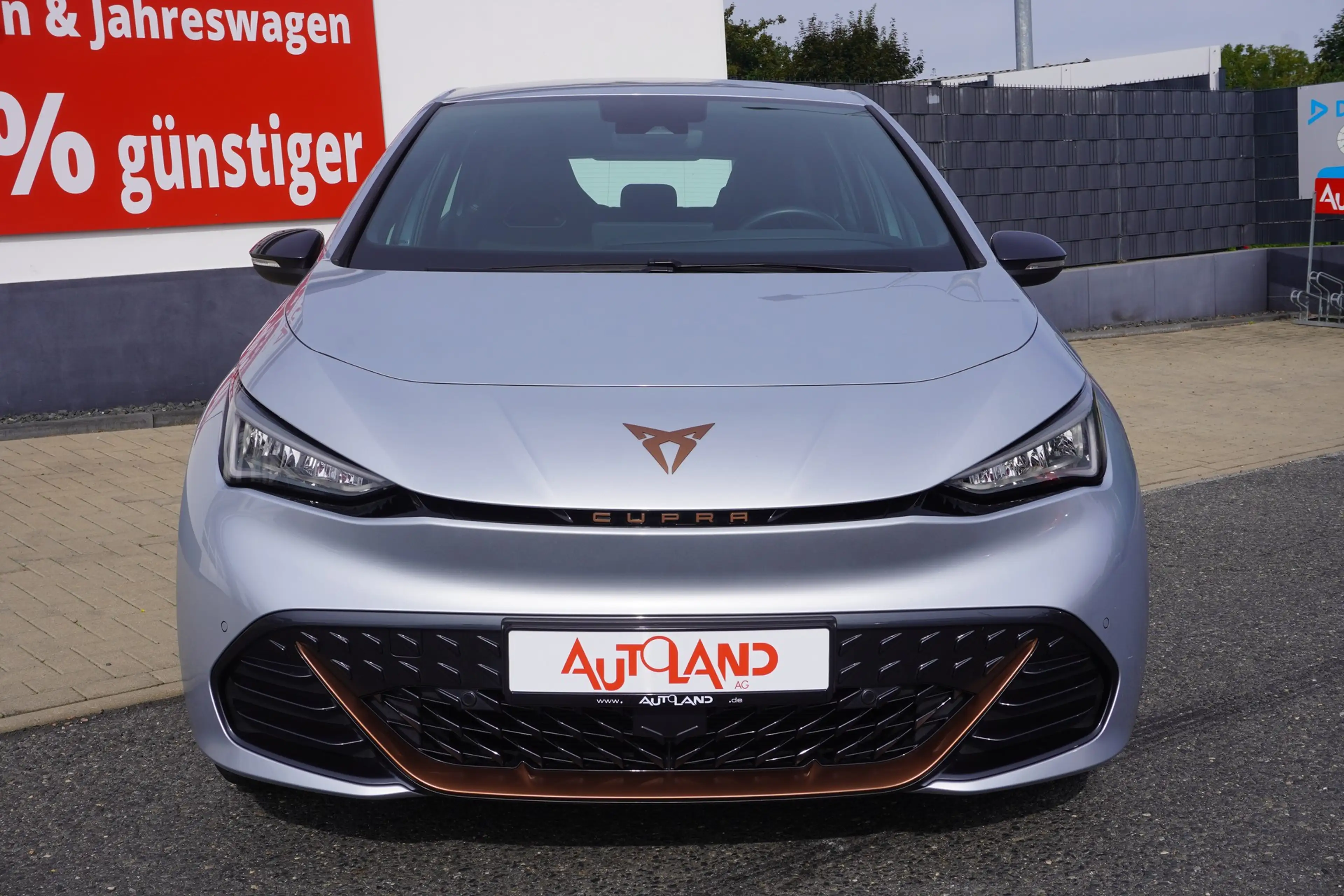 CUPRA Born 150 kW LED Navi ACC PDC Kamera Sitzheizung — photo 4
