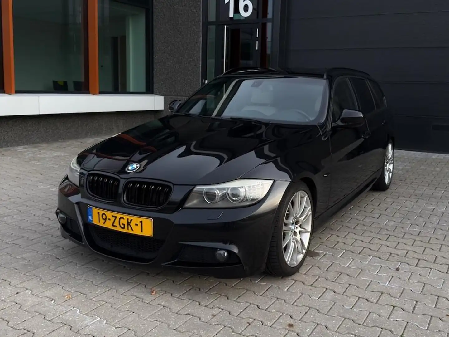 BMW 318 3-serie touring 318i M sport edition automaat navi Fekete - 1