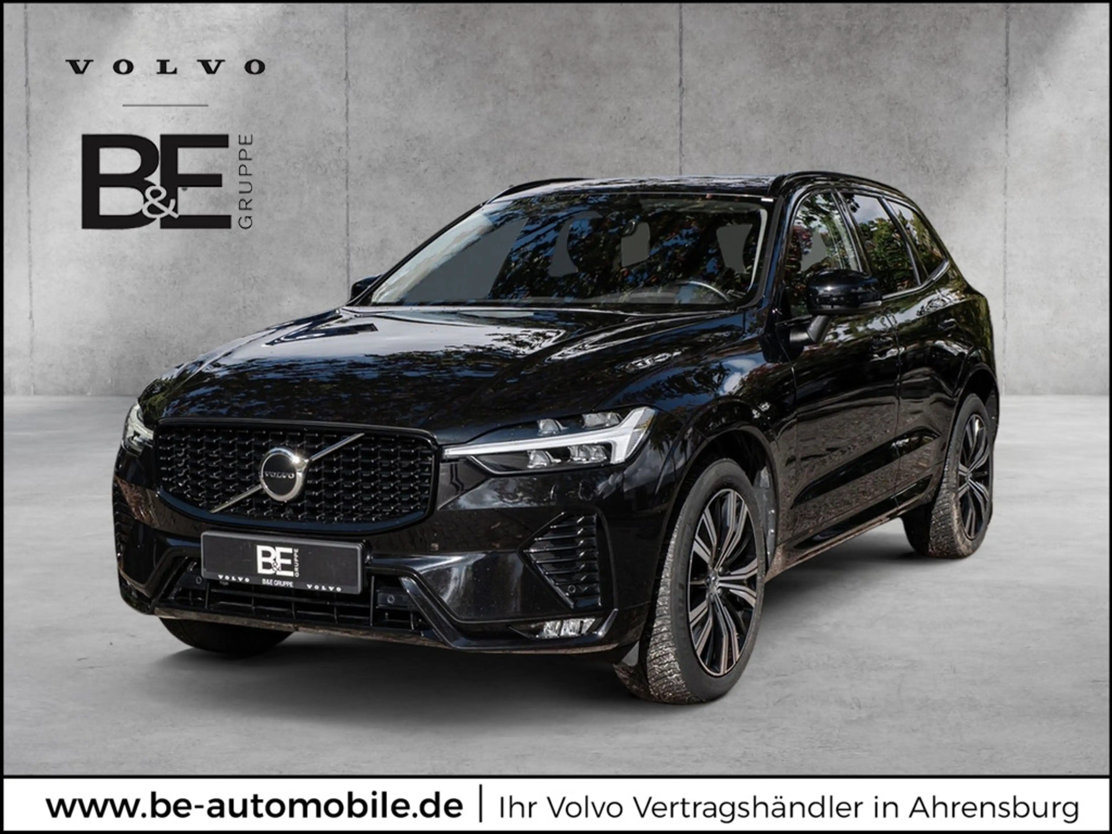 Volvo XC60 B4 Diesel Plus Dark AWD STANDHZ LED PANO