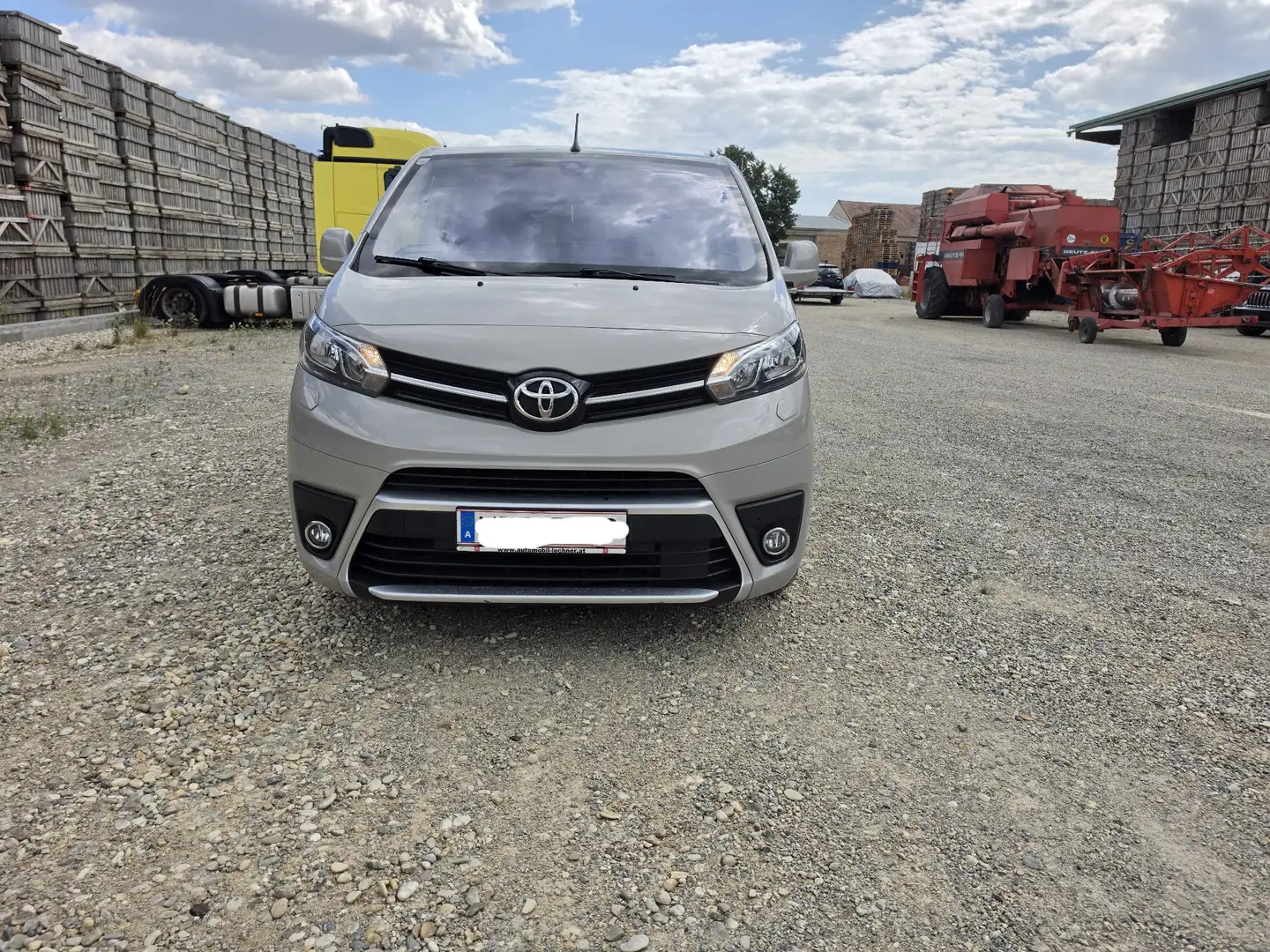 Toyota Proace Verso 2,0 D-4D 180 Compact Family Aut. - 2