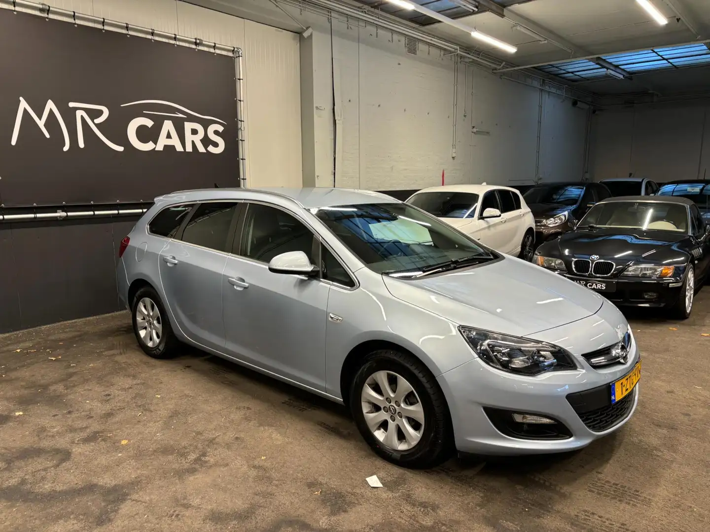 Opel Astra Sports Tourer 1.4 Turbo Edition Airco/Cruise Contr Gris - 2