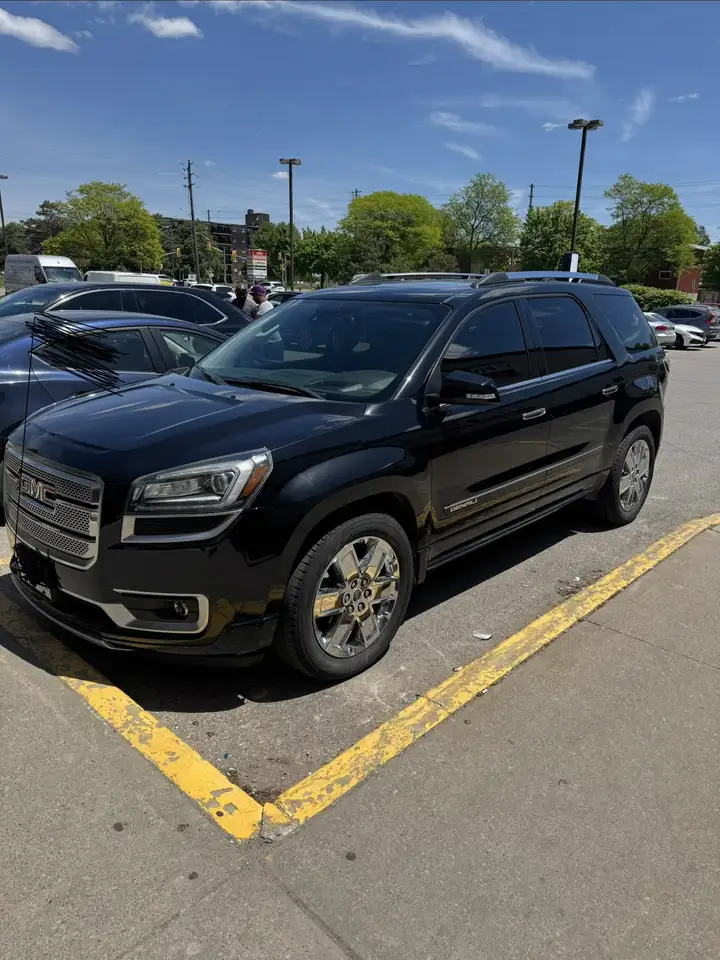 GMC Acadia fotografie GMC Acadia