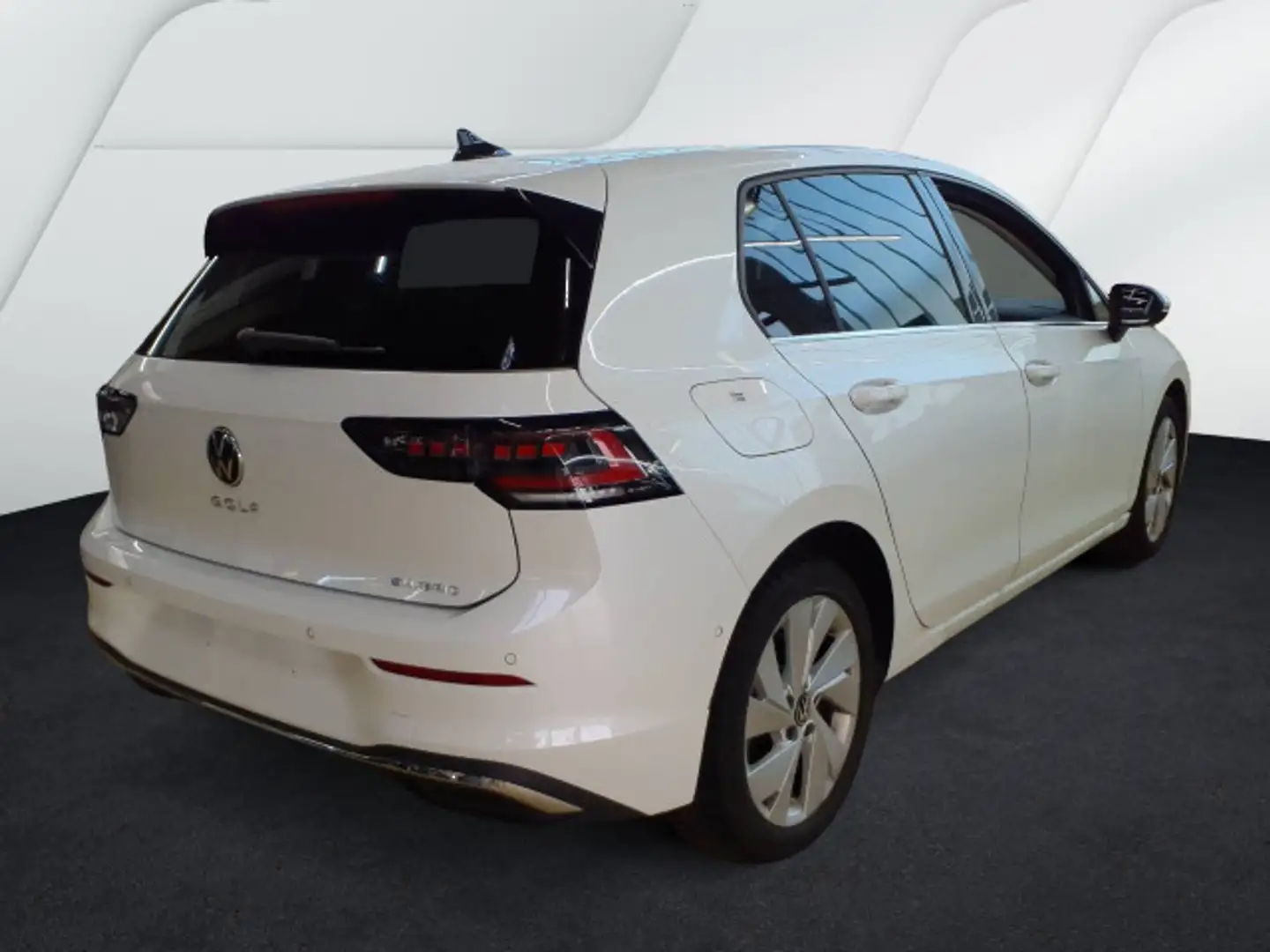 Volkswagen Golf VIII Style 1.5 eHybrid DSG AHK KAM NAVI SHZ Weiß - 2
