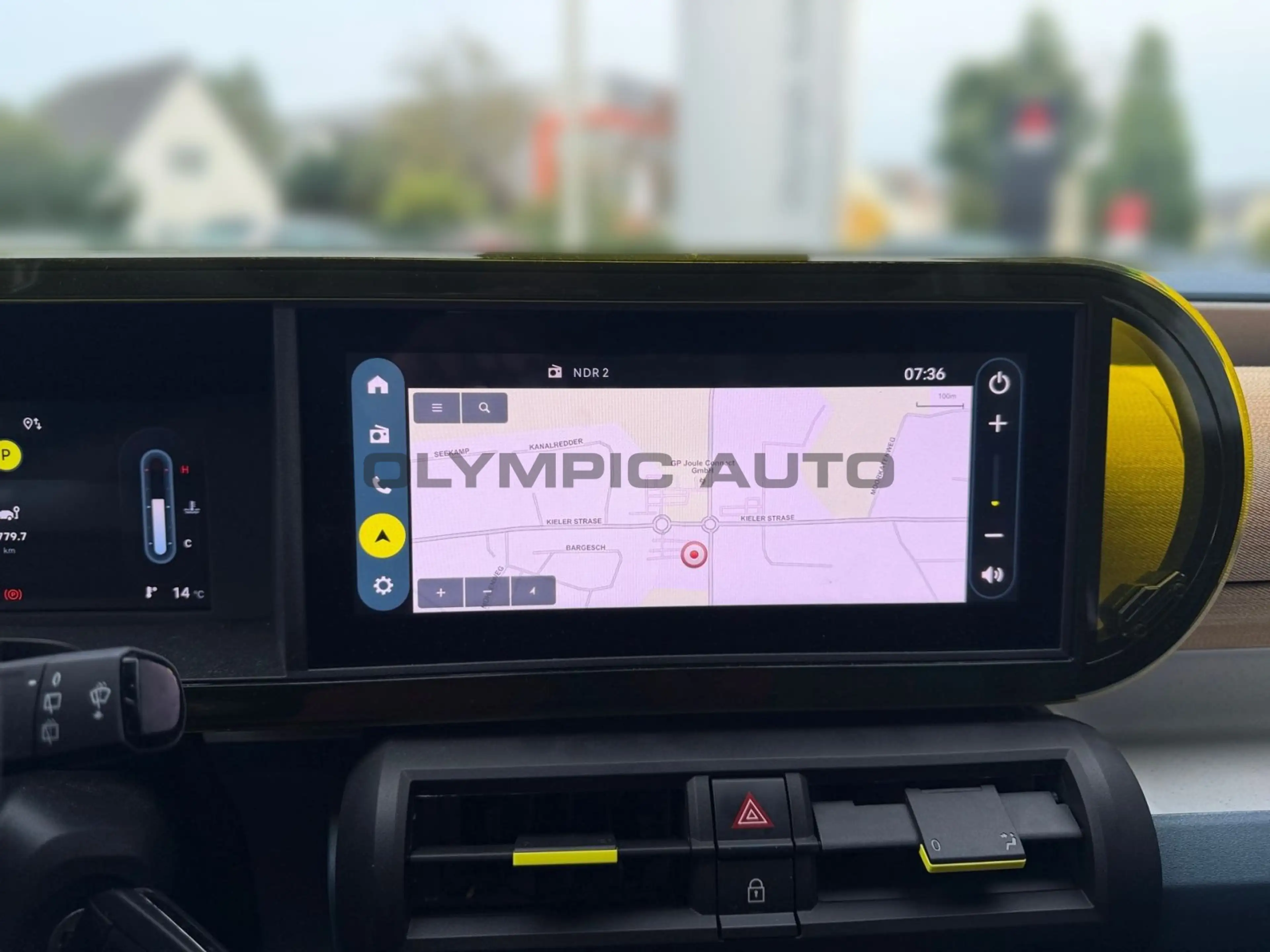 Fiat Grande Panda 1.2 eDCT Hybrid La Prima SITZHZG LM — photo 6