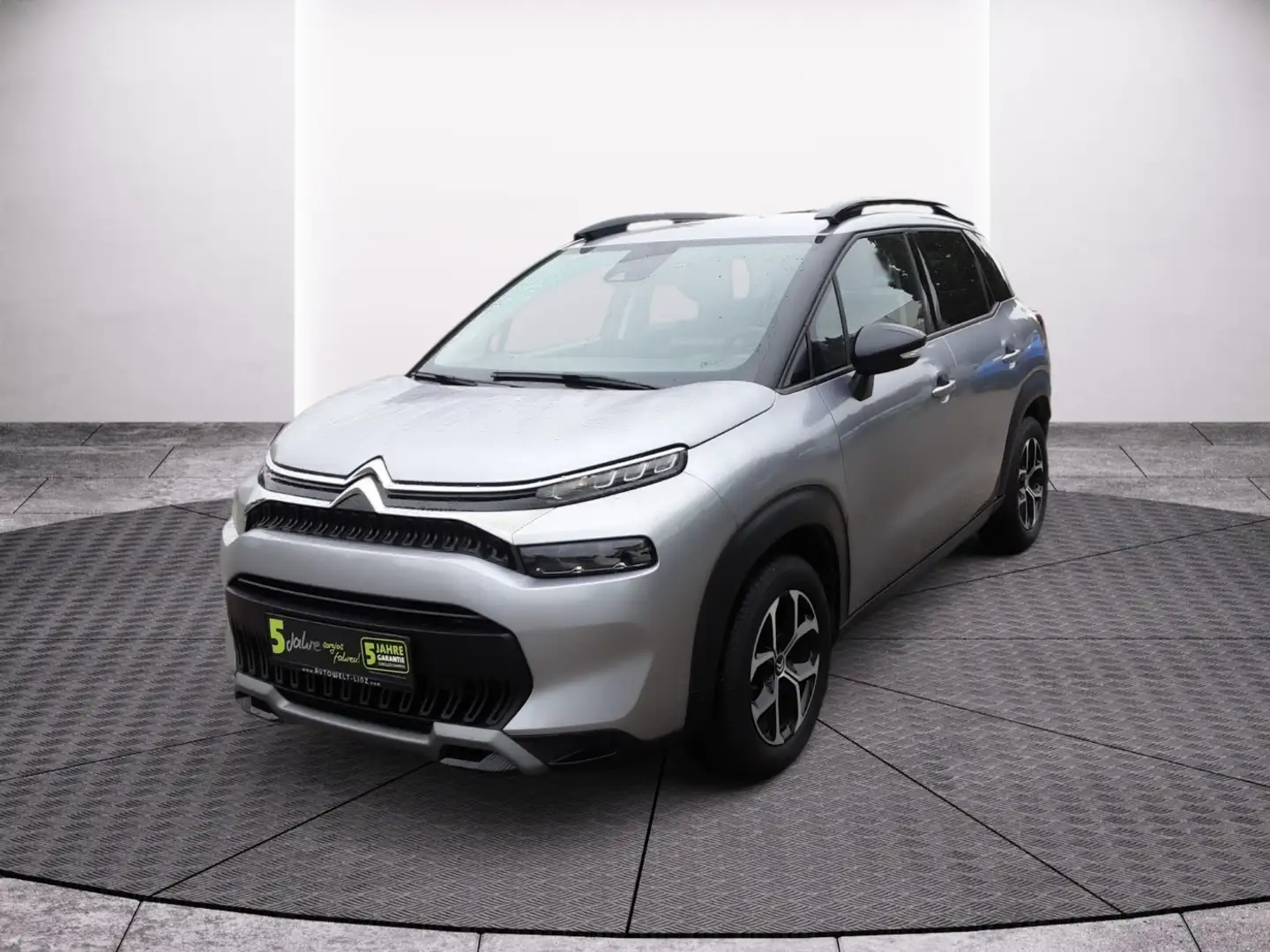 Citroen C3 Aircross PT 110 PLUS 8fach + LED + Nav Grijs - 2