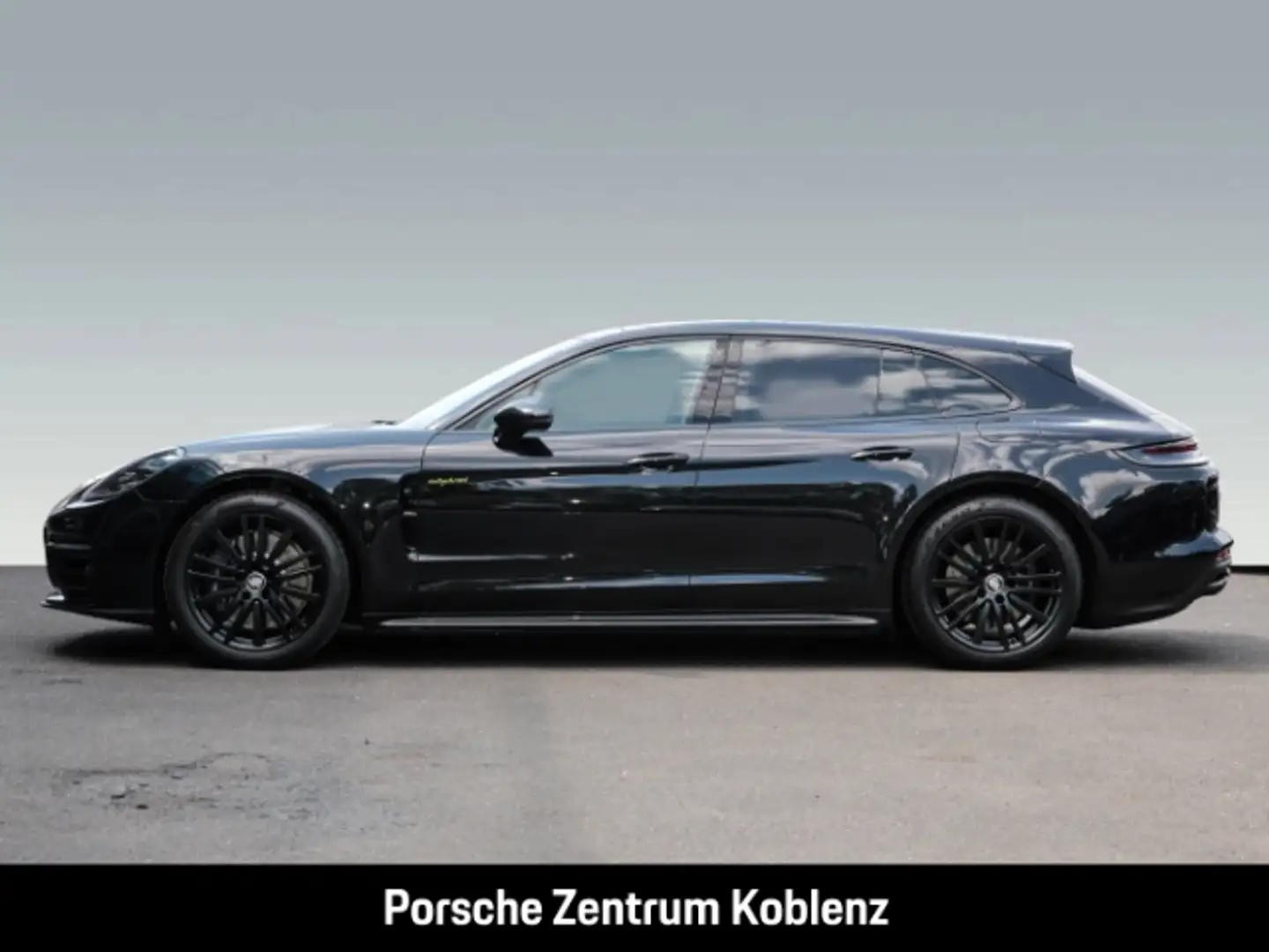 Porsche Panamera 4 E-Hybrid Sport Turismo Black - 2