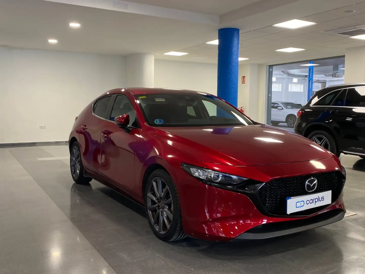 Mazda 3 2.0 e-Skyactiv-G Zenith Safety 90kW Rouge - 2