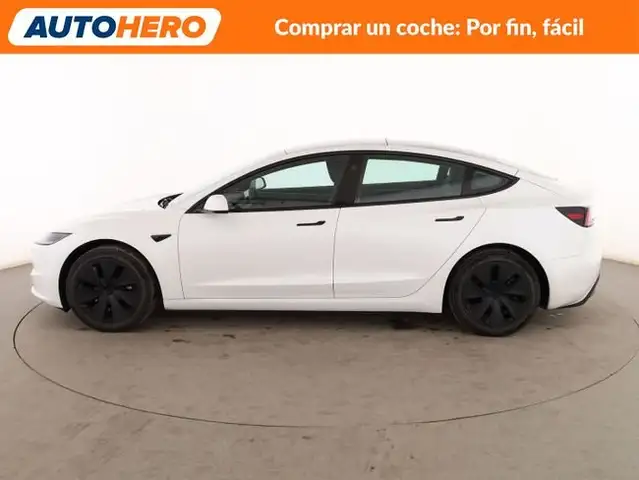 Tesla Model 3 view 3