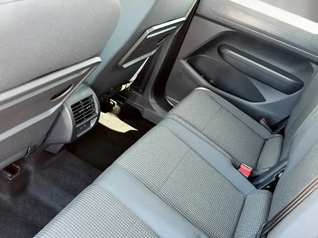 Volkswagen Caddy view 11