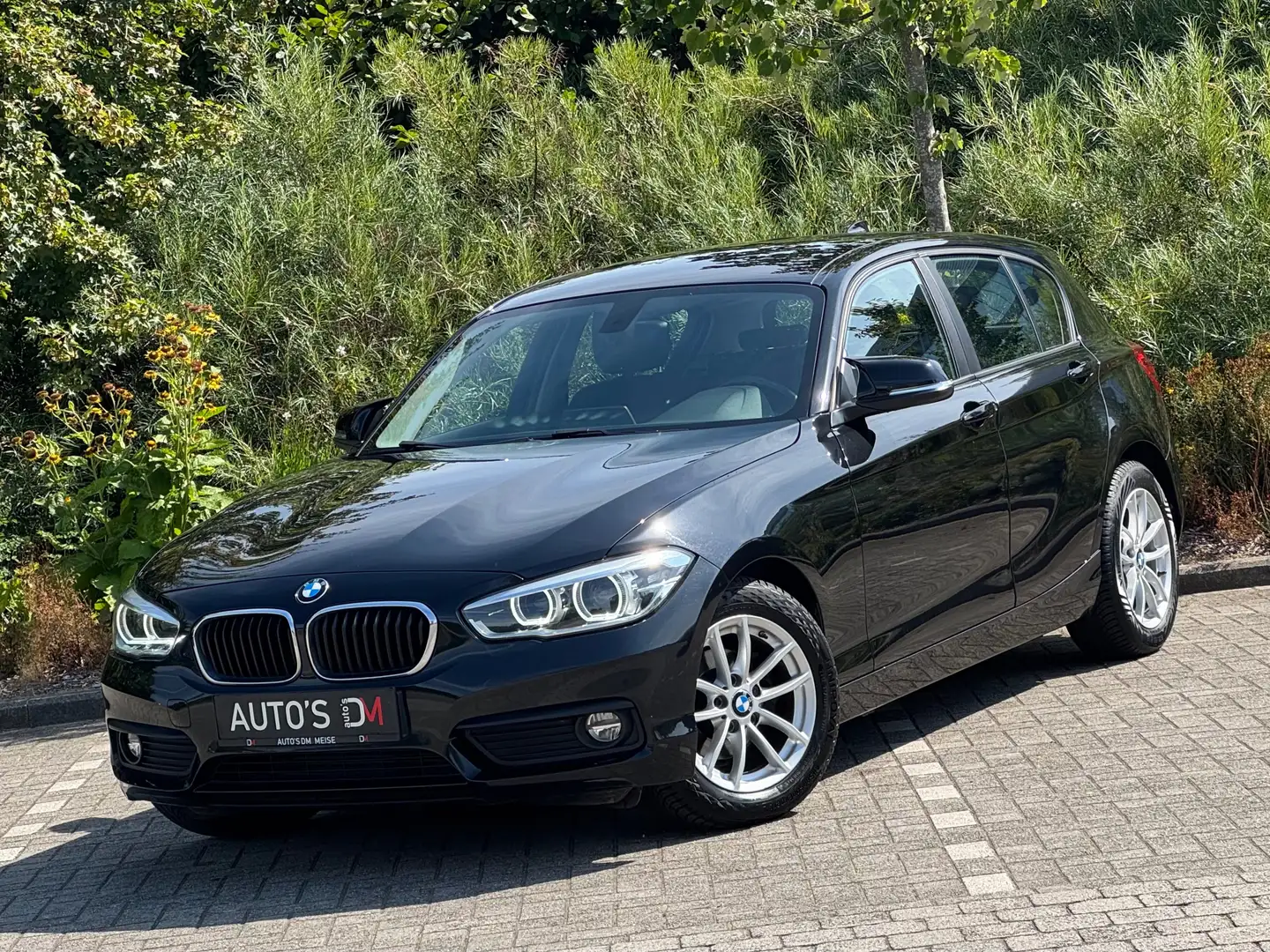 BMW 116 116i Navi, Airco, PDC Noir - 1