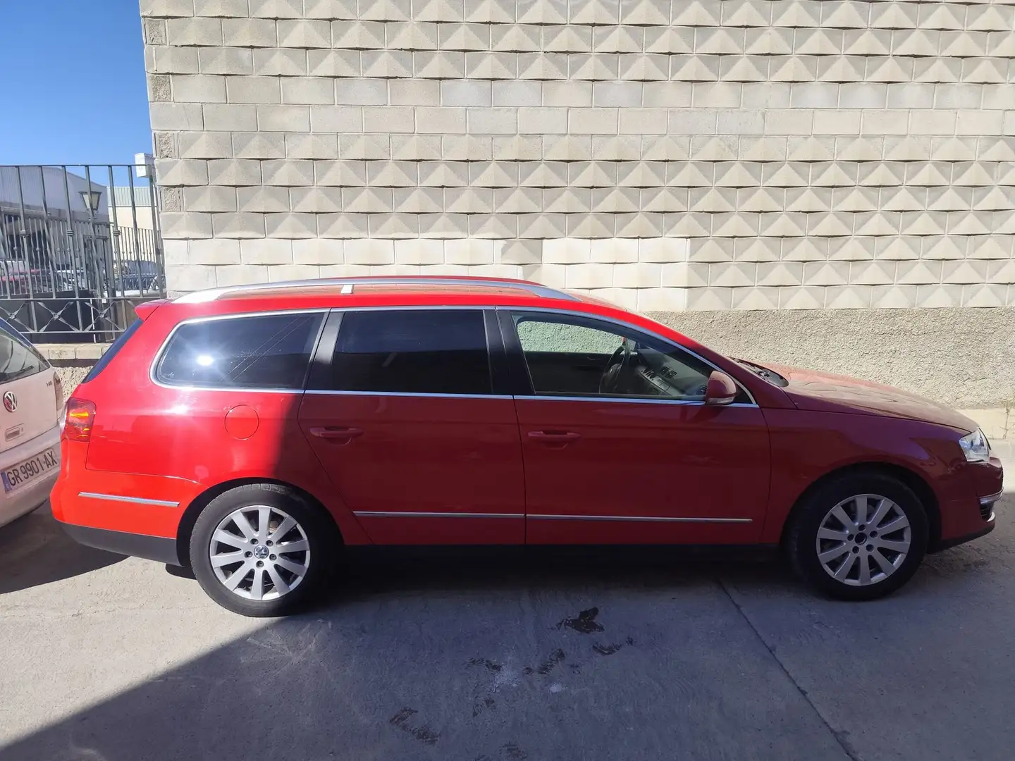 Volkswagen Passat Variant Passat Variant 2.0TDI CR Advance DSG Advance Rojo - 1