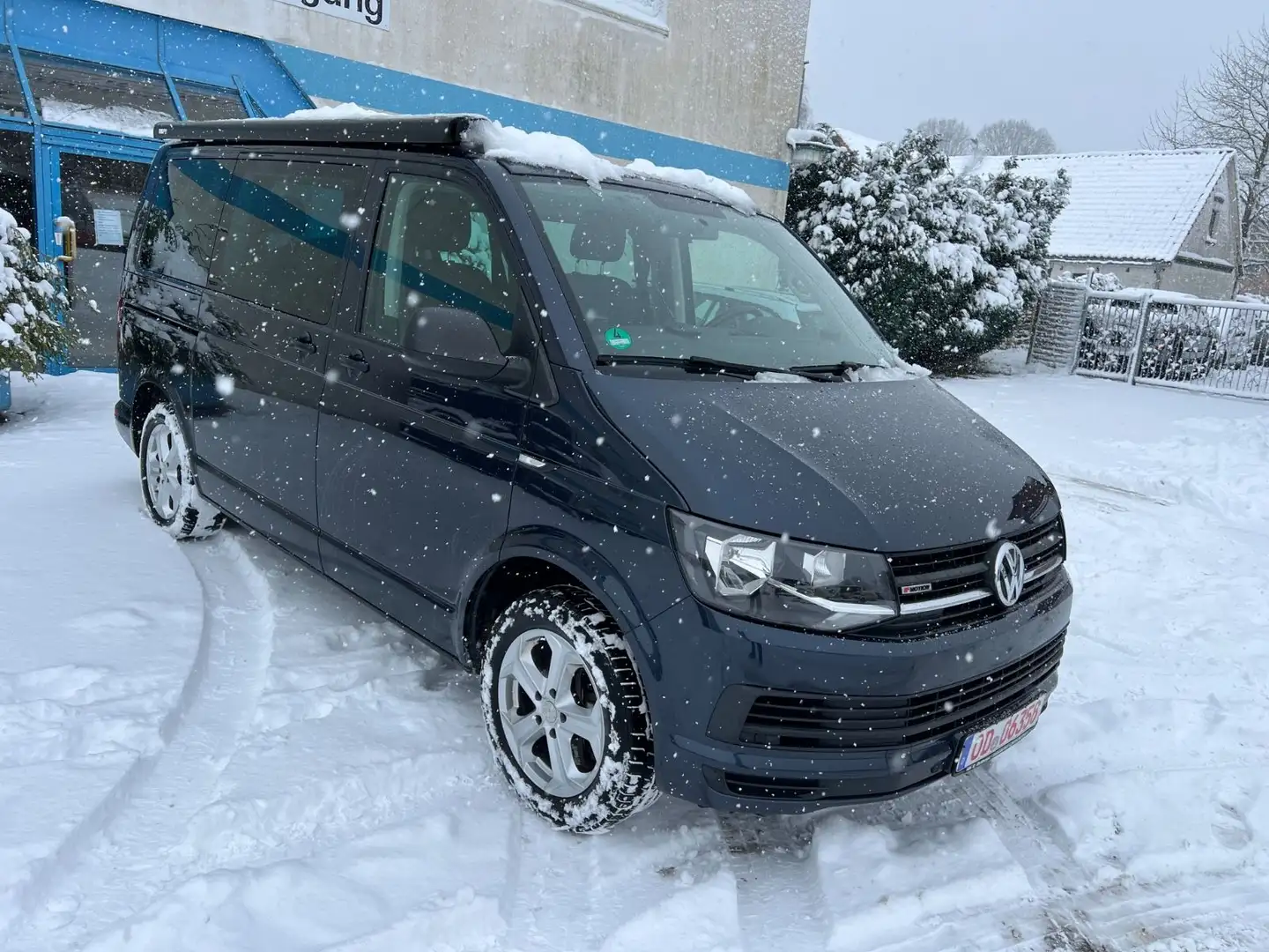 Volkswagen T6 Multivan 4Motion Blau - 1