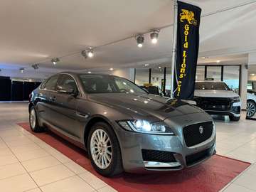 2.0d i4 BERLINA 180cv auto my19
