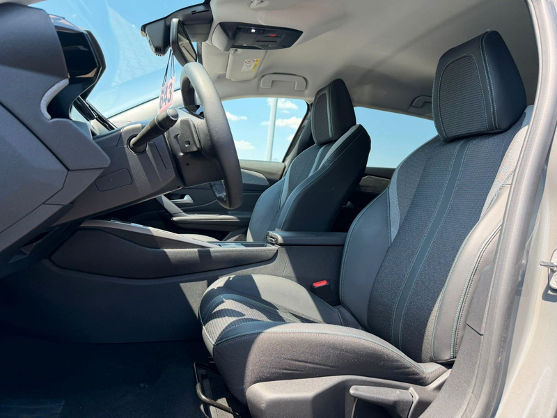 Peugeot 408 Allure Hybrid 145PS e-DSC6 *360° KAMERA* — photo 7