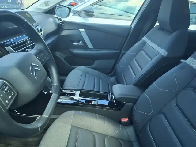Citroen C4 view 8