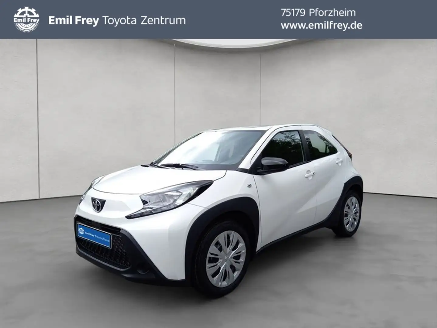 Toyota Aygo X X S-CVT Business Edition Bianco - 1