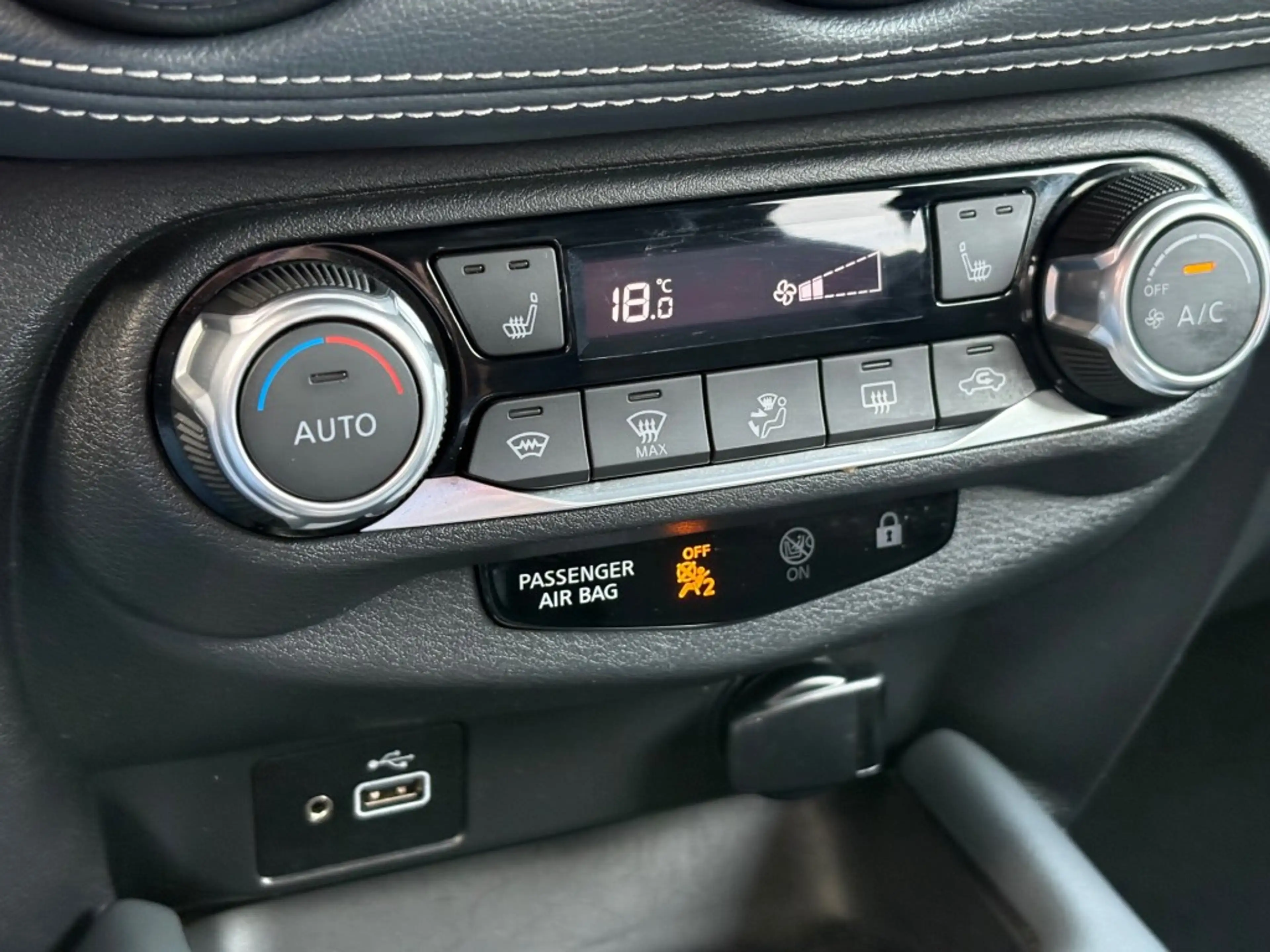 Nissan Juke 1.0 DIG-T AUT. PREMIUM-EDITION LED NAVI CAMERA CAR — photo 10