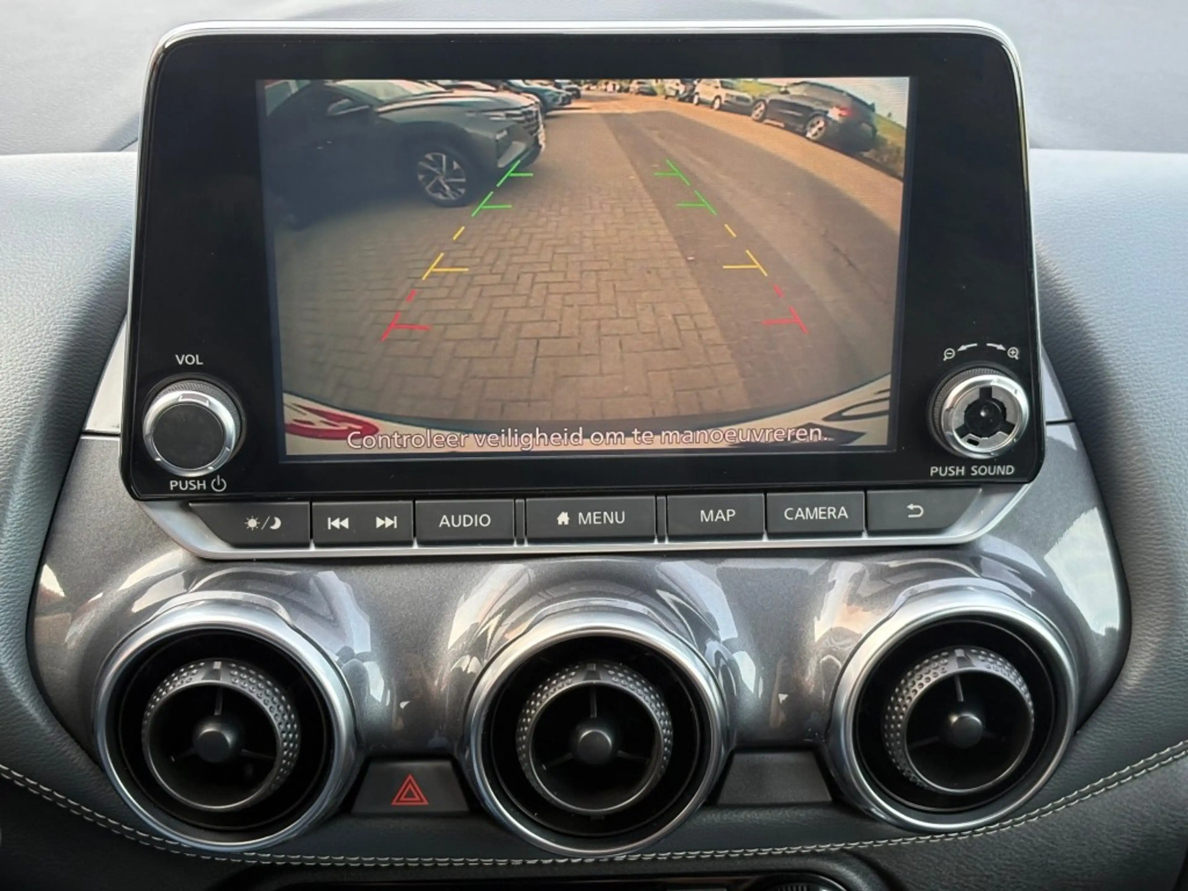 Nissan Juke 1.0 DIG-T AUT. PREMIUM-EDITION LED NAVI CAMERA CAR — photo 8