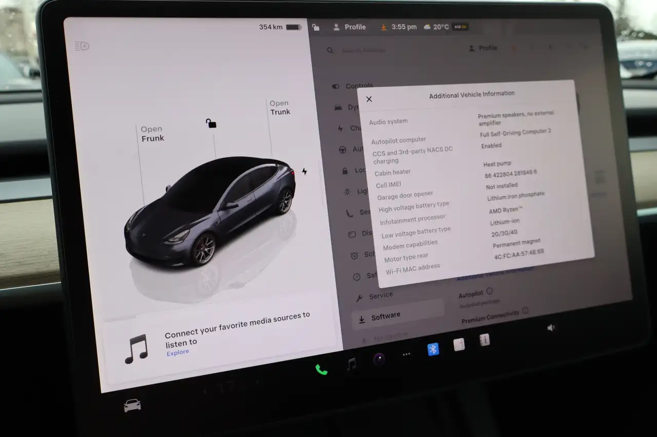 Tesla Model 3 снимка Tesla Model 3