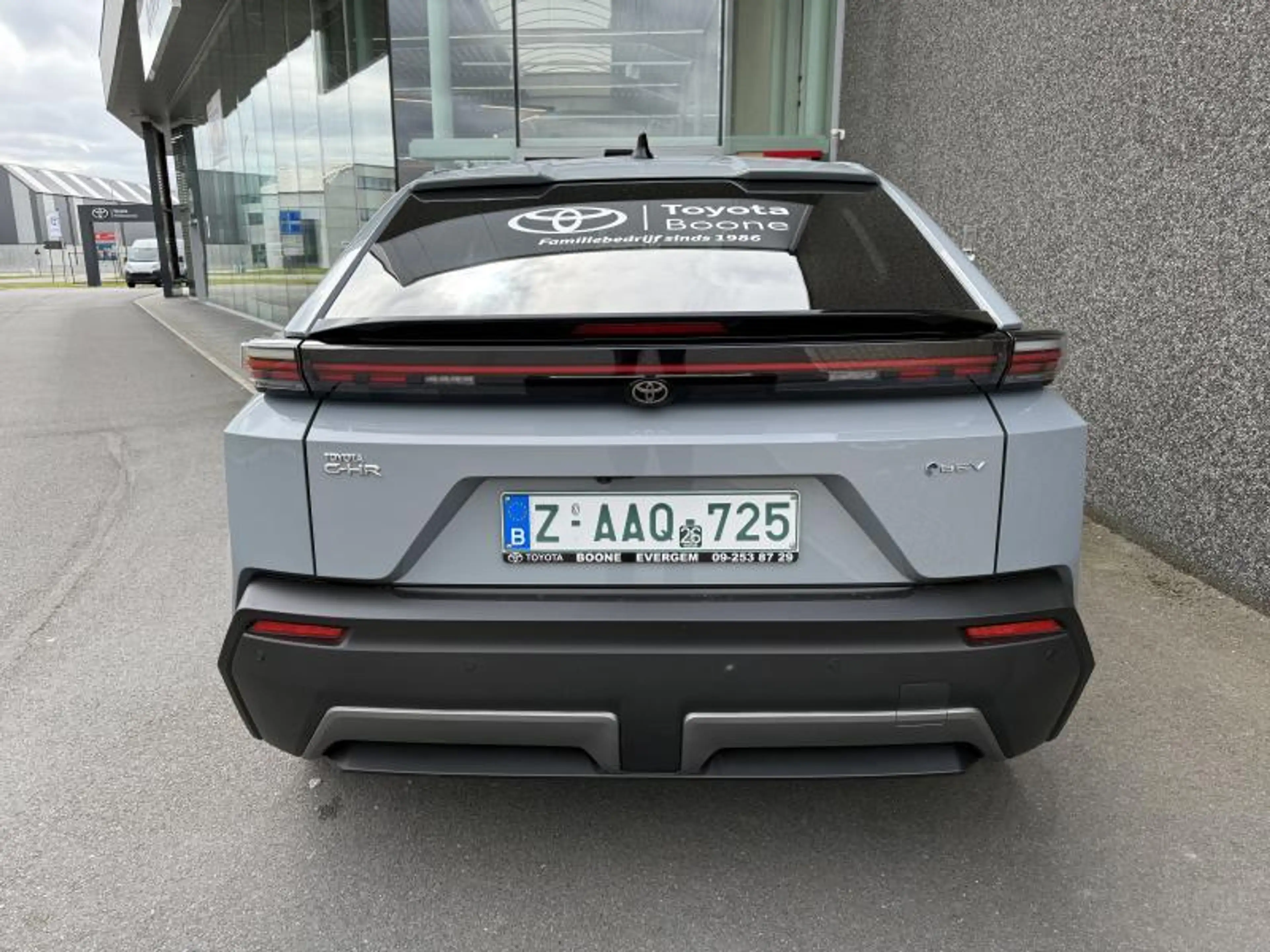 Toyota C-HR+ BEV 77 kWh 2WD Business — photo 6
