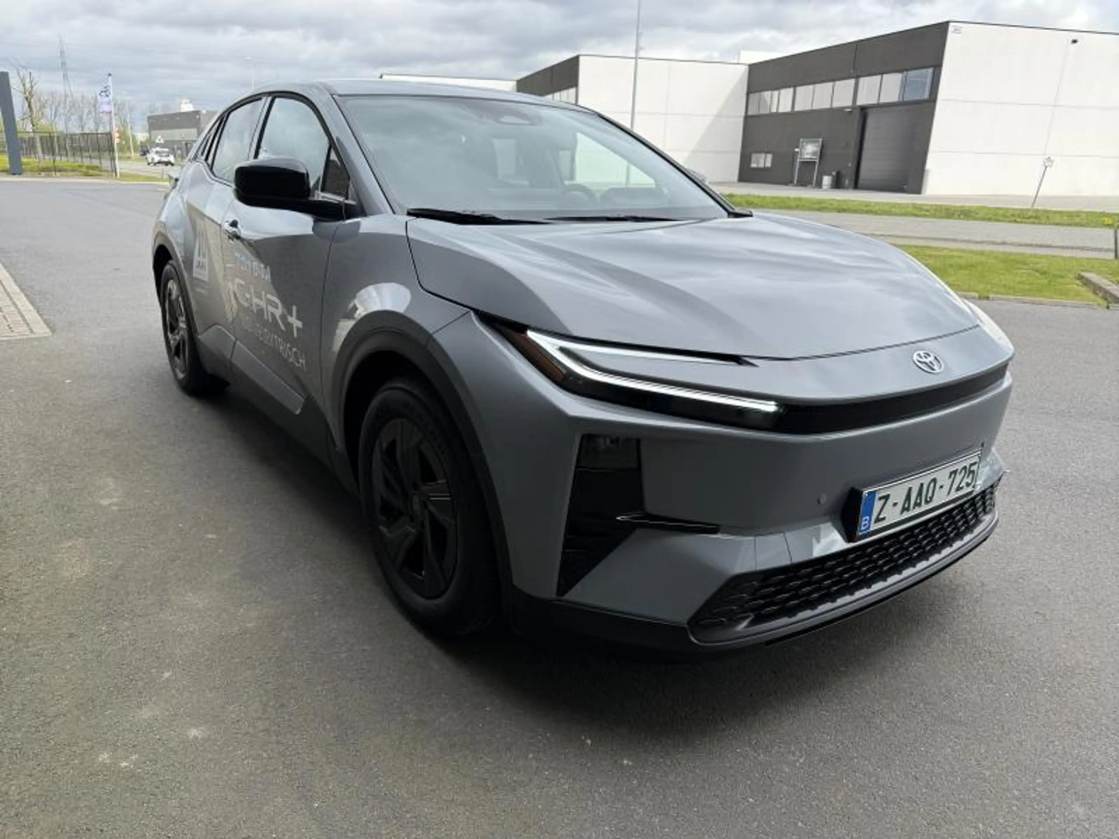 Toyota C-HR+ BEV 77 kWh 2WD Business — photo 4
