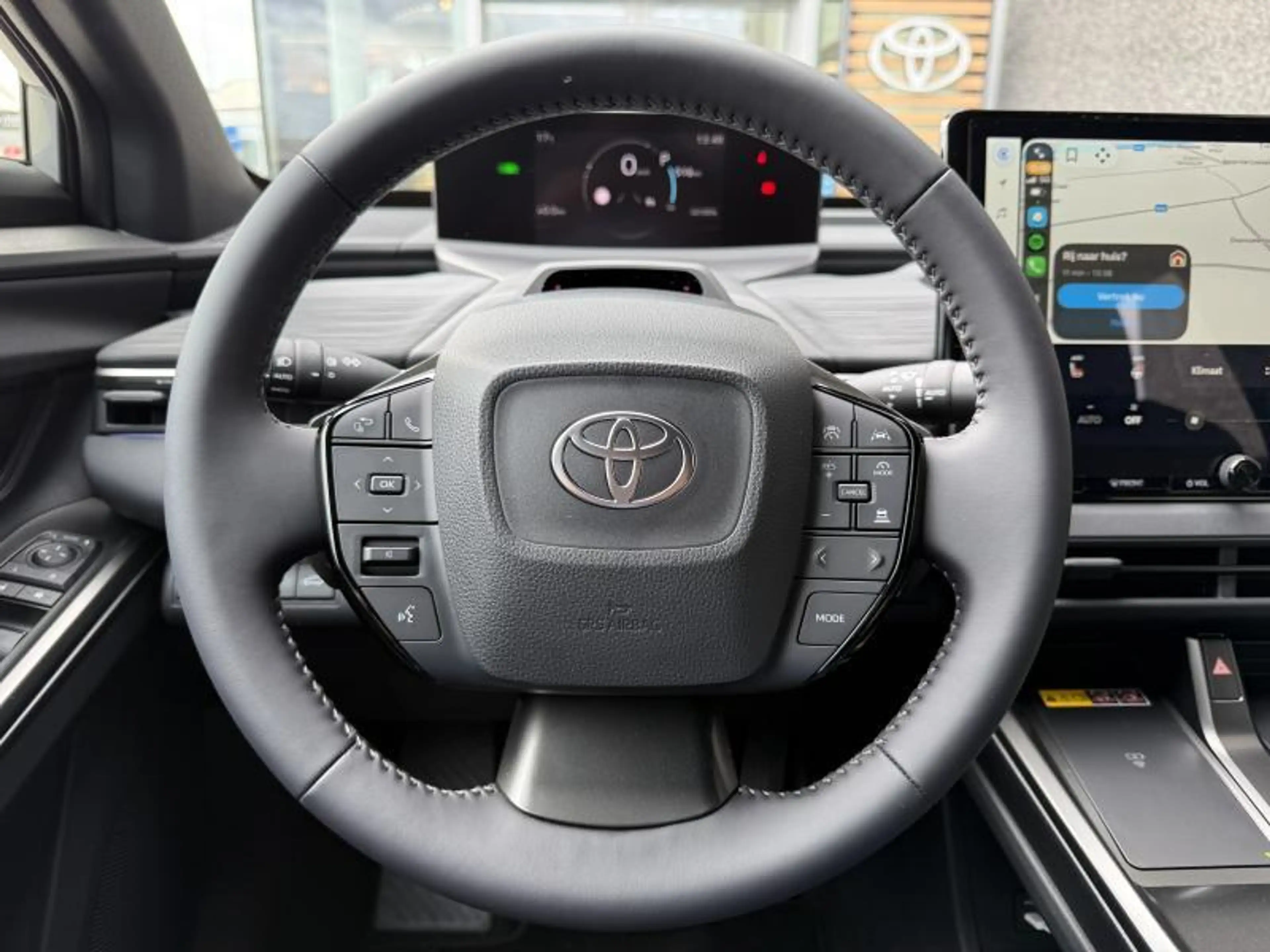 Toyota C-HR+ BEV 77 kWh 2WD Business — photo 13