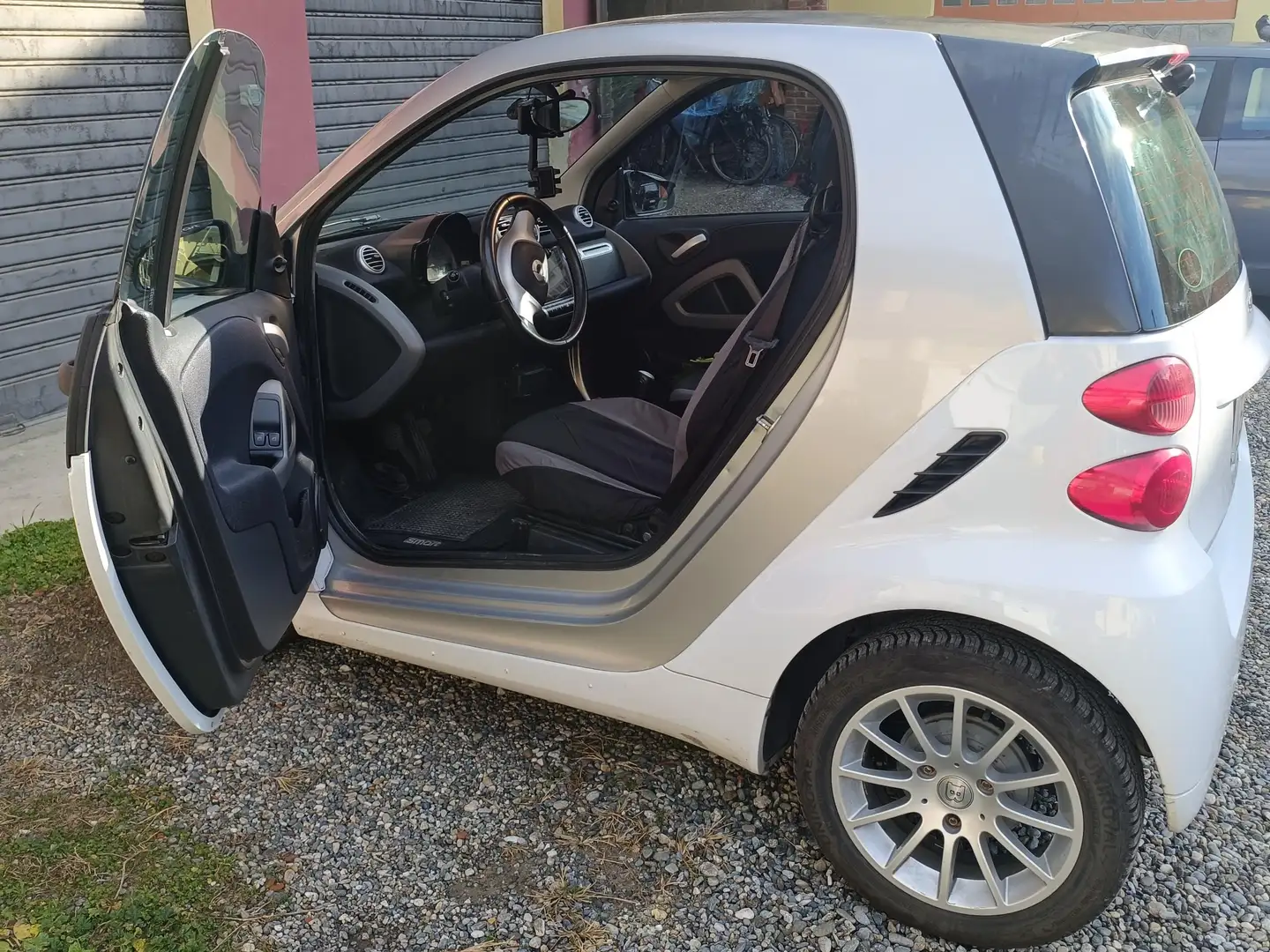 smart forTwo Fortwo II 2011 1.0 mhd Passion 71cv FL - 2