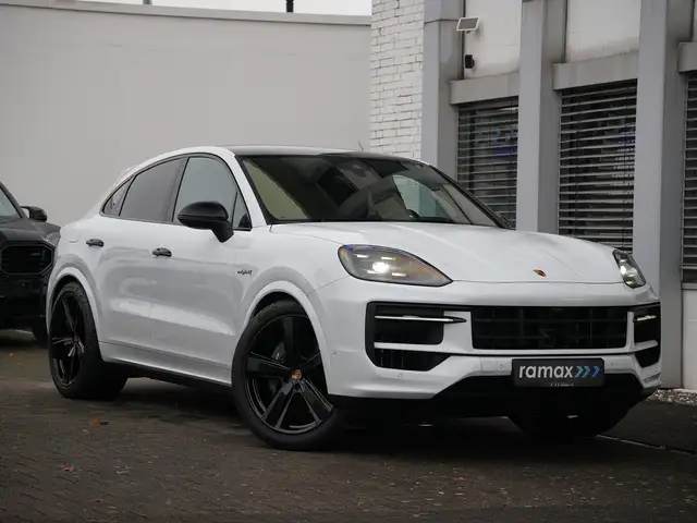 Porsche Cayenne E-Hybrid Coupé SPORTDESIGN-ACC-LUFTF.-PANO-VOLL