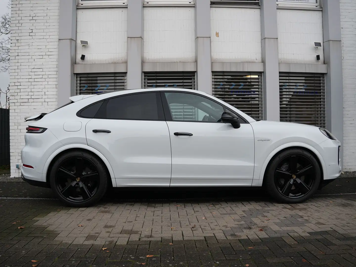 Porsche Cayenne E-Hybrid Coupé SPORTDESIGN-ACC-LUFTF.-PANO-VOLL Weiß - 1