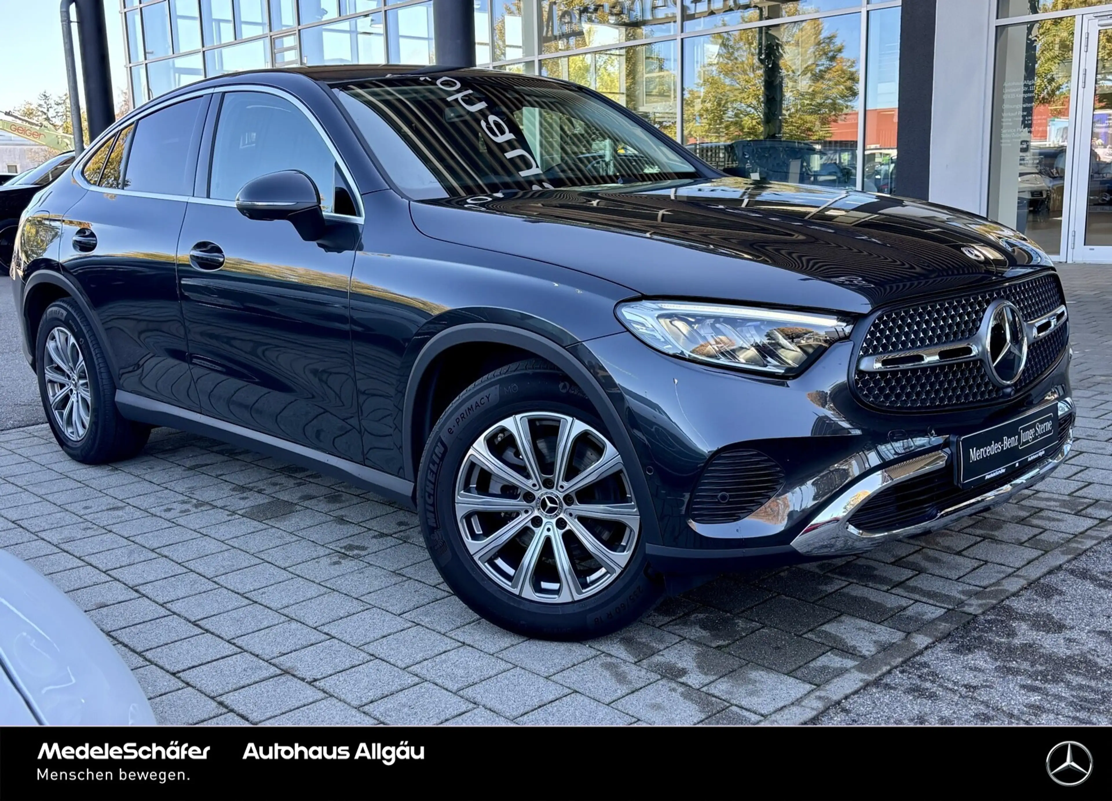 Mercedes-Benz GLC 200 GLC 200 4M Avantgarde 18" Fahr-Assi AHK 360° Dist — photo 4