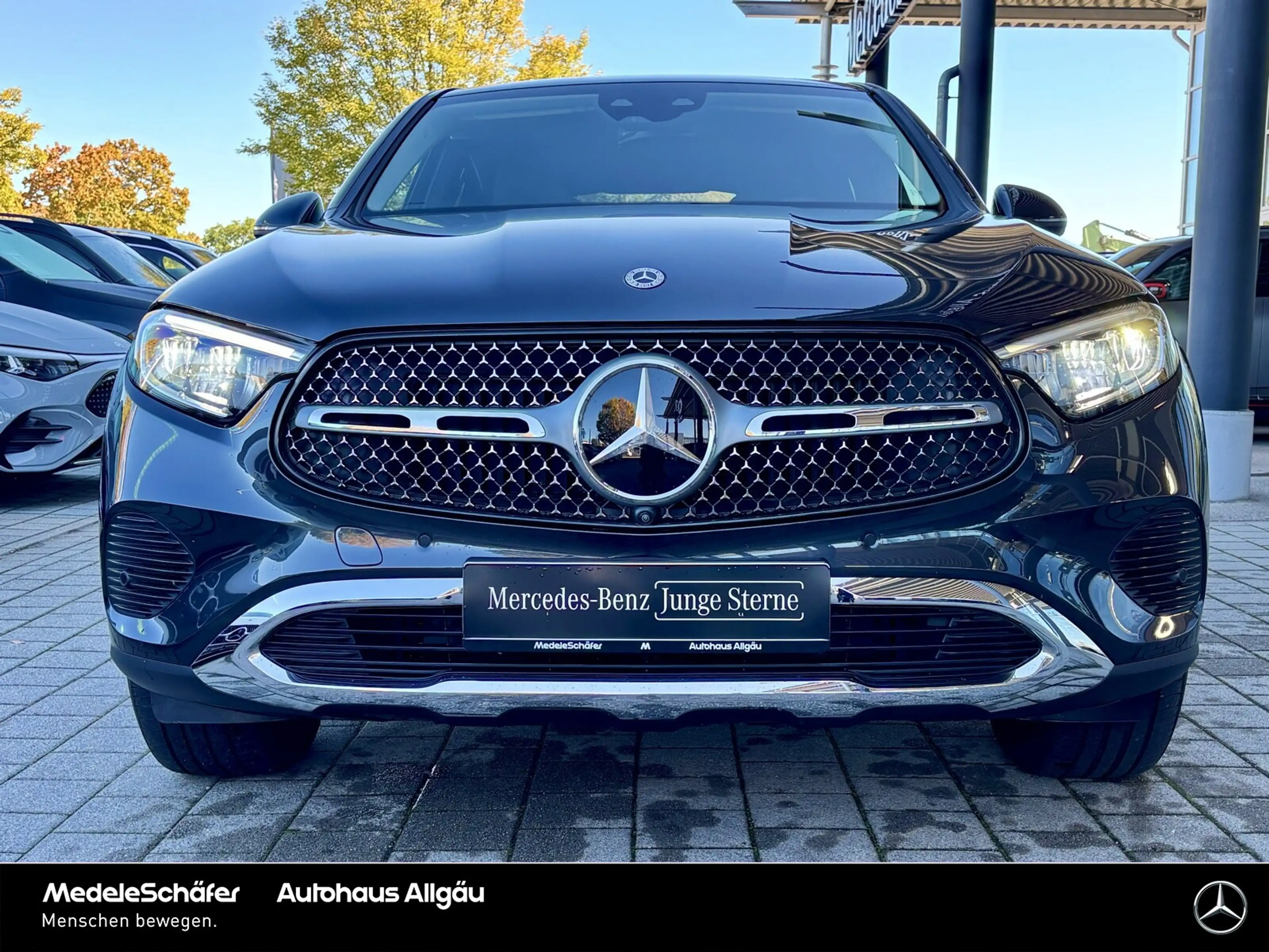 Mercedes-Benz GLC 200 GLC 200 4M Avantgarde 18" Fahr-Assi AHK 360° Dist — photo 3