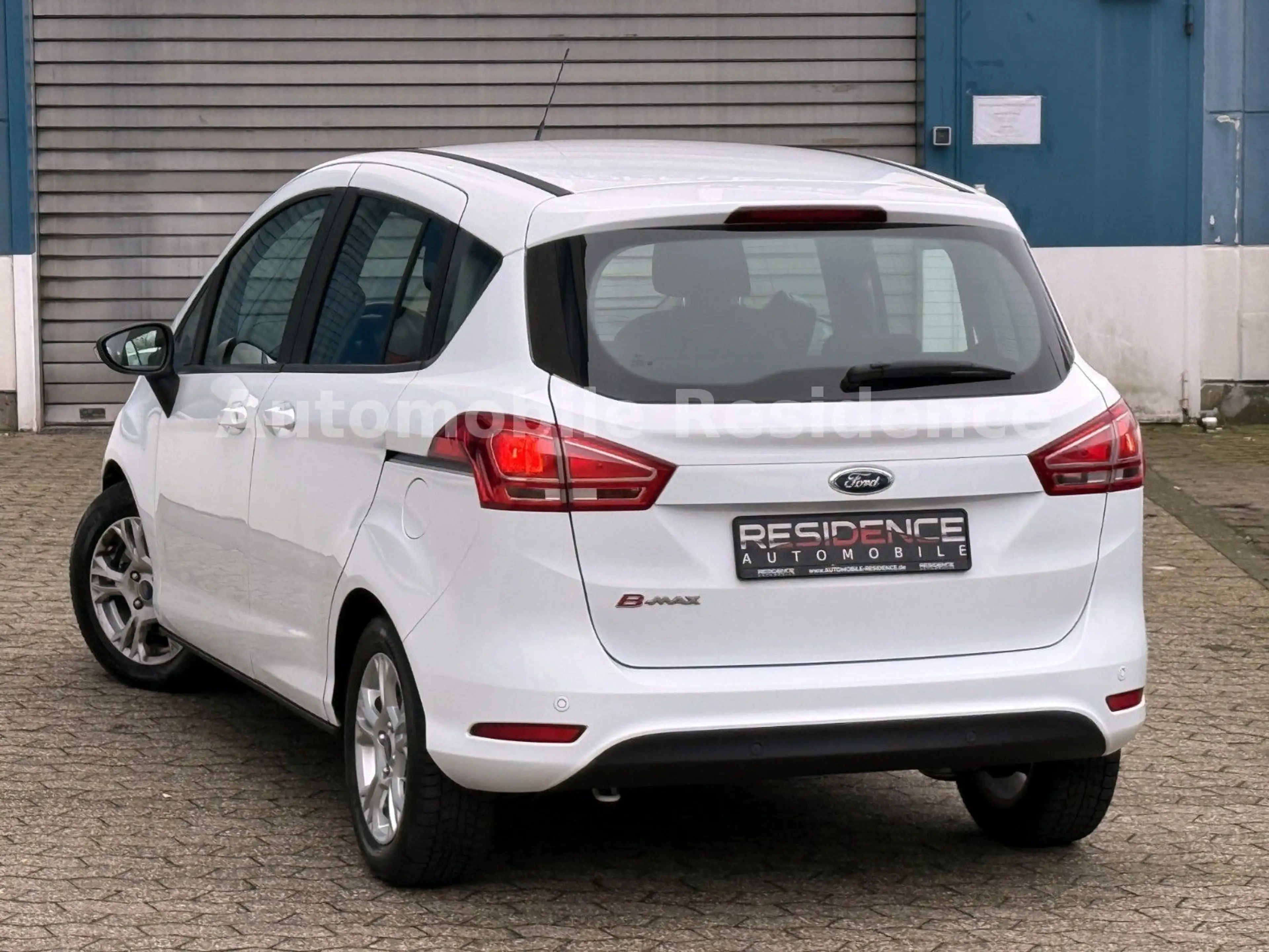 Ford B-Max Sync Edition 1.6*PDC*KLIMA*ALU*MFL*PDC*SHZ — photo 3