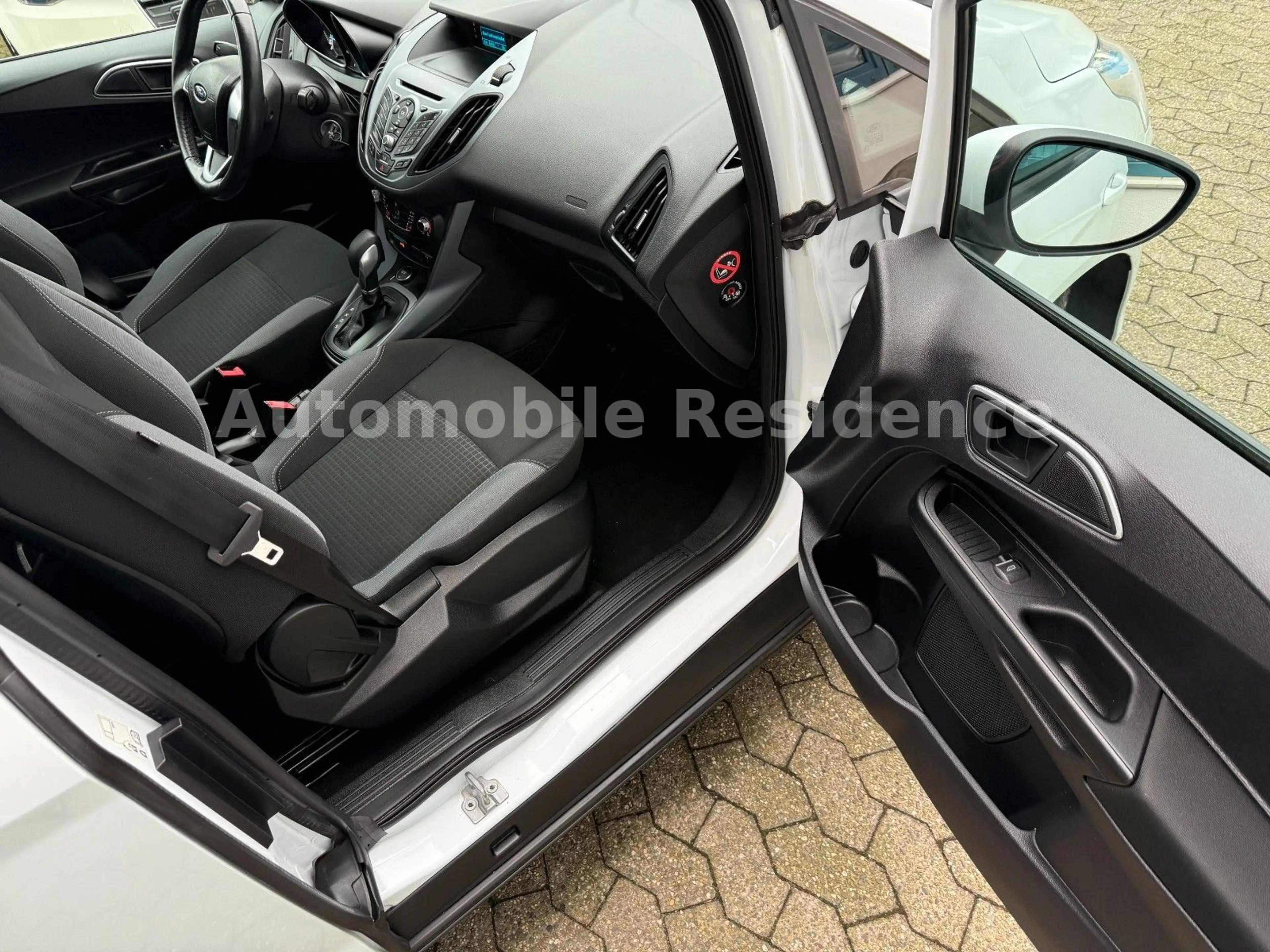 Ford B-Max Sync Edition 1.6*PDC*KLIMA*ALU*MFL*PDC*SHZ — photo 7