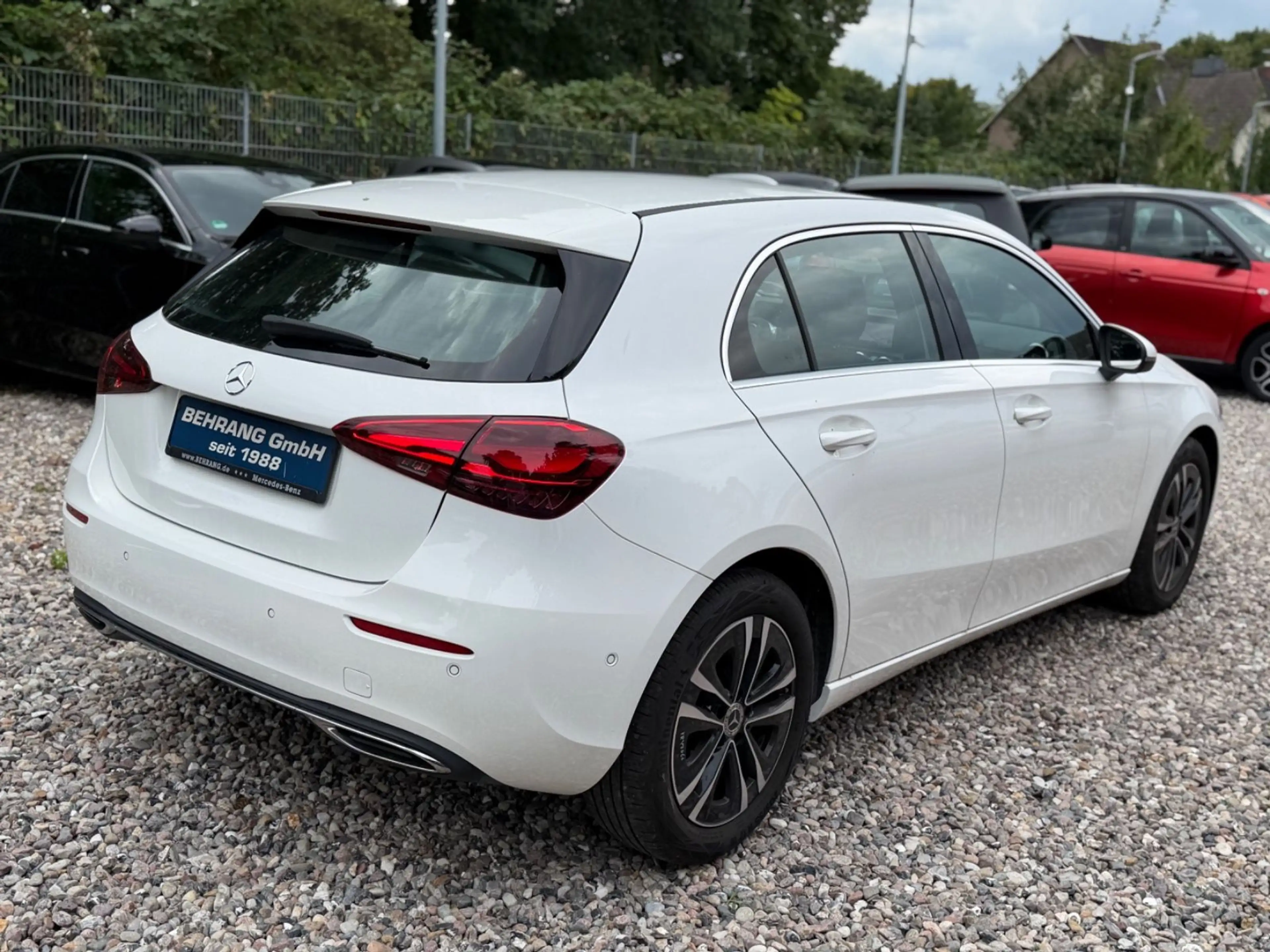 Mercedes-Benz A 180 A180d*AUTOMATIK*MULTIBEAM-LED*CARPLAY+NAVI* — photo 7