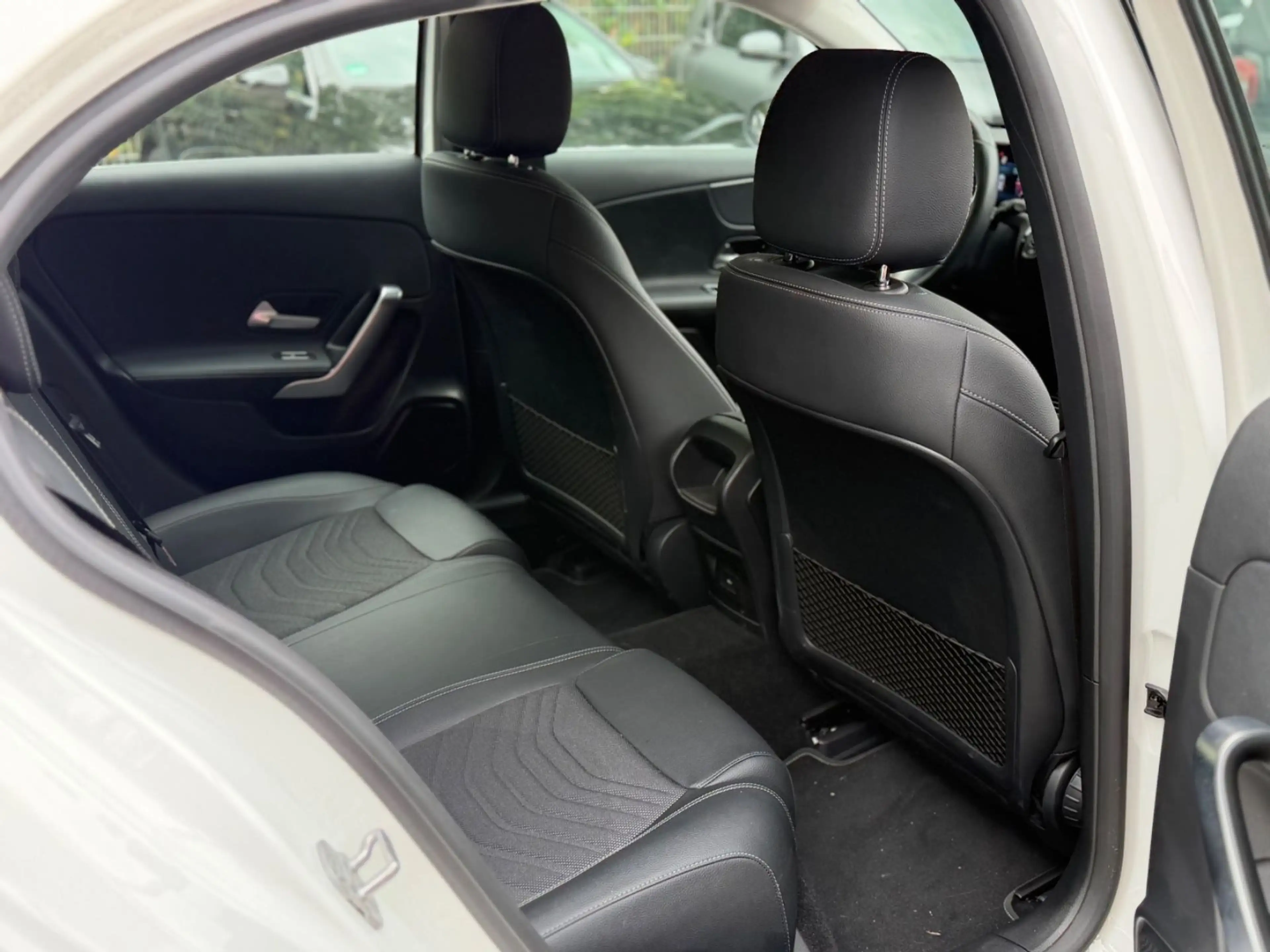Mercedes-Benz A 180 A180d*AUTOMATIK*MULTIBEAM-LED*CARPLAY+NAVI* — photo 15